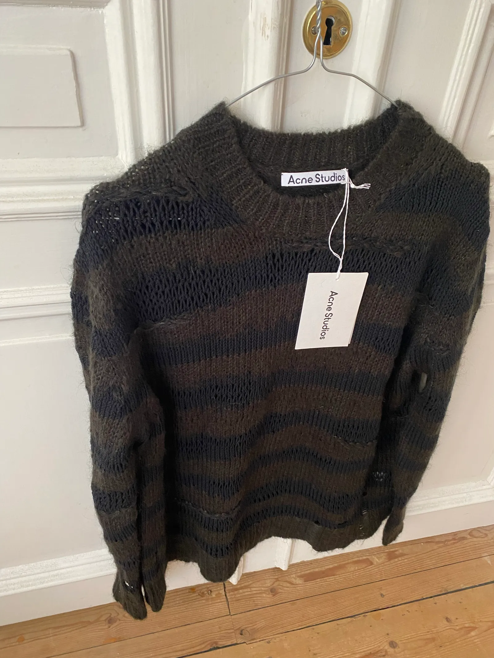 Acne Studios Distressed-tröja NWT - Image 5