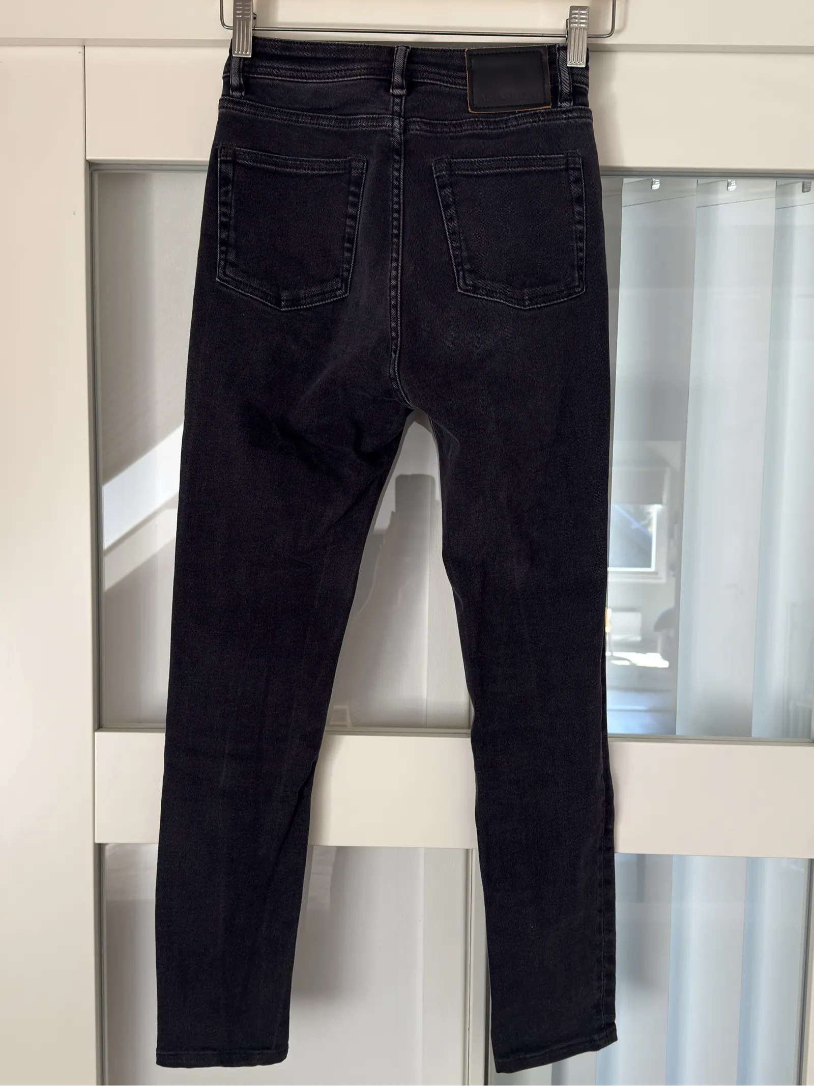 Acne Studios Peg Used Blk-jeans - Image 4