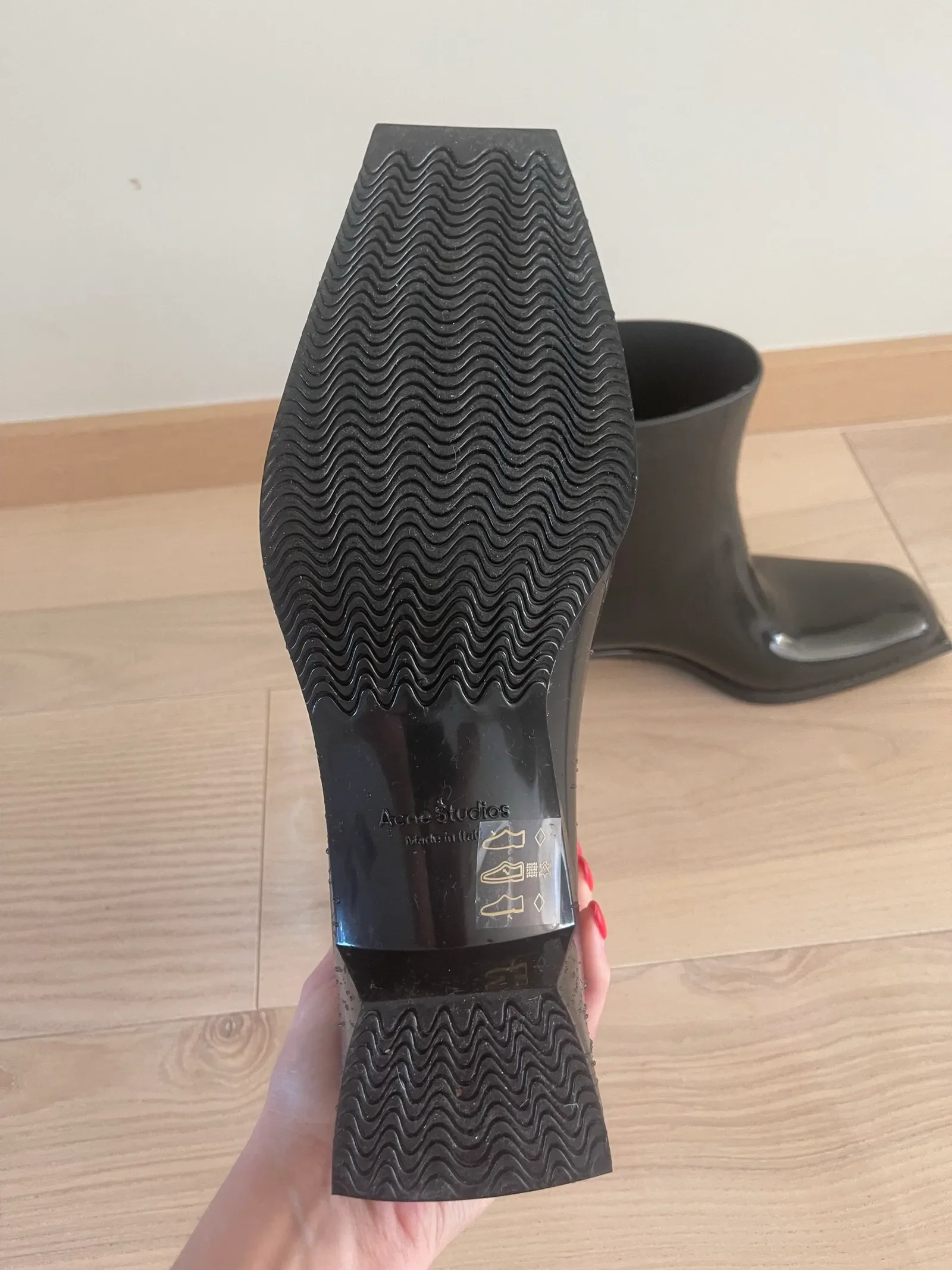 Acne Studios Rubber Ankel-boots NWOT - Image 2