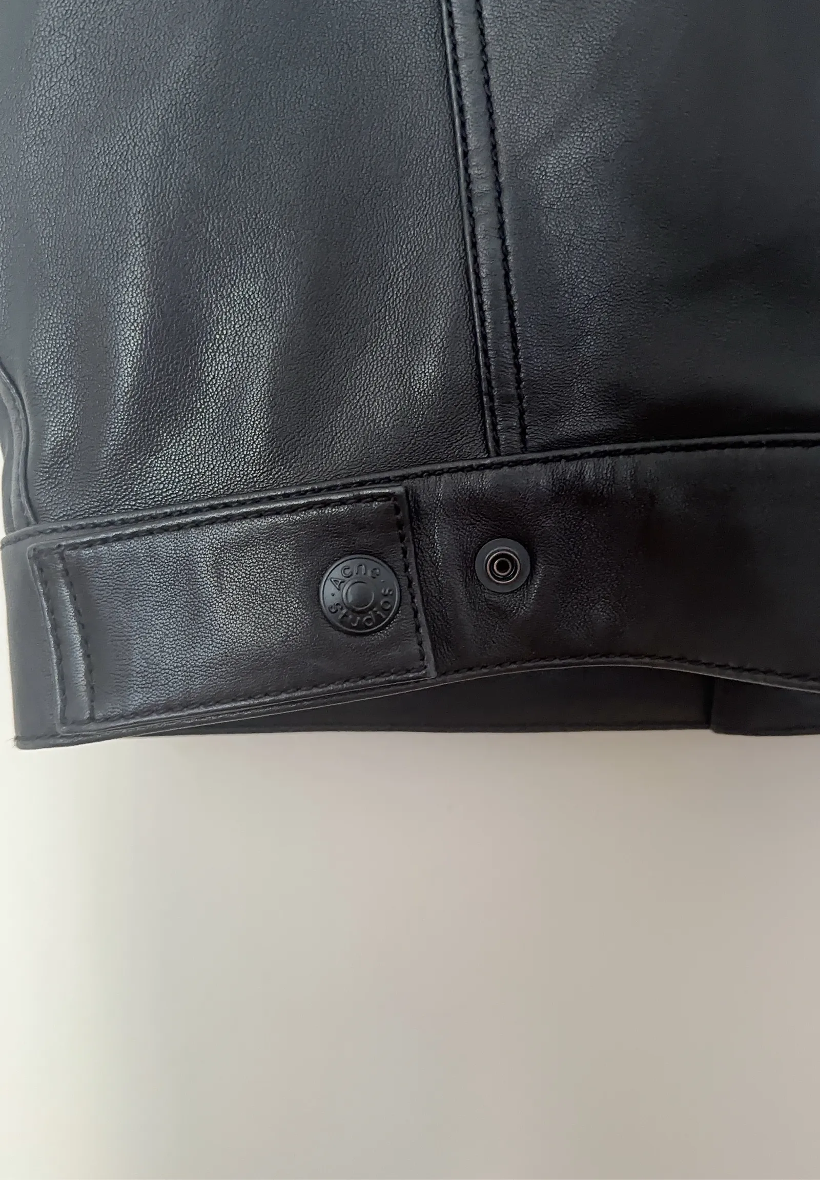 Acne Studios-skinnväst NWOT - Image 4