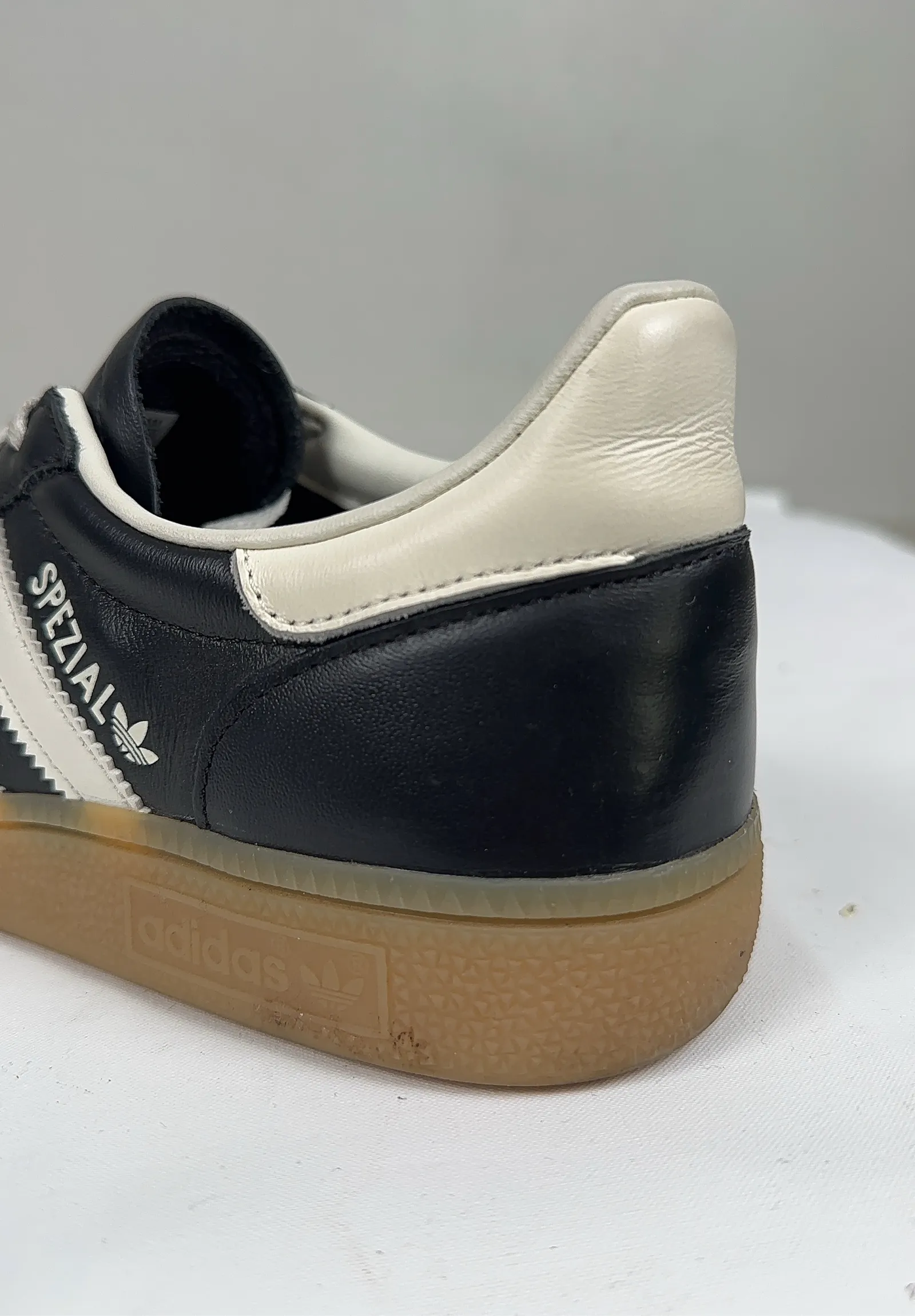 Adidas Spezial-skinnsneakers - Image 10