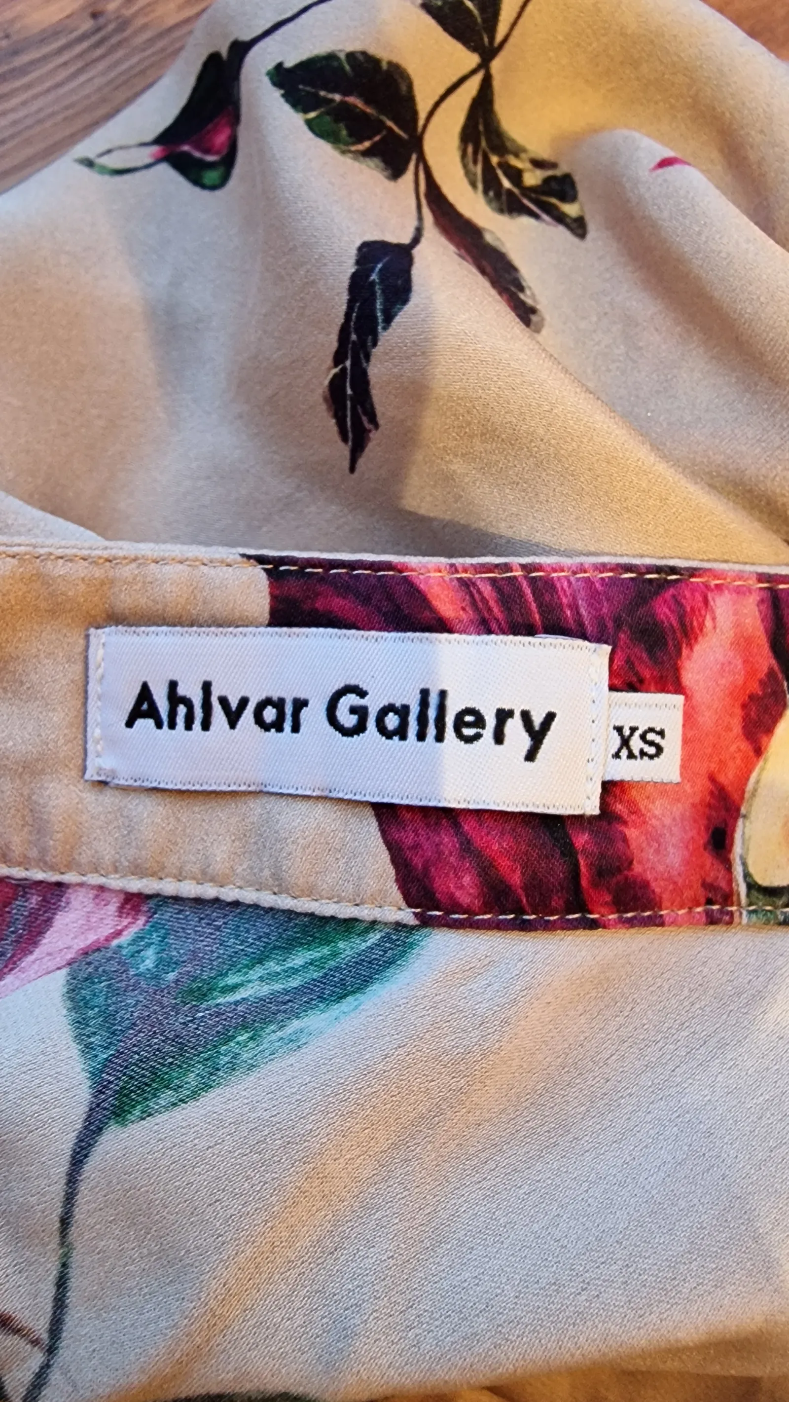 Ahlvar Gallery Hana-sidenkjol - Image 2