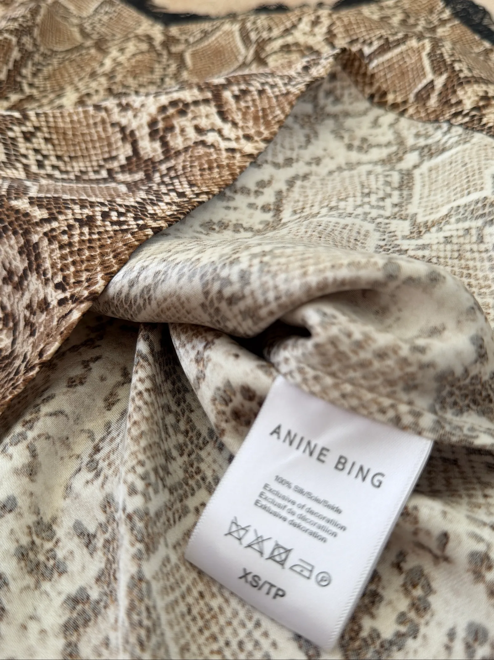 Anine Bing-sidenlinne NWOT - Image 4