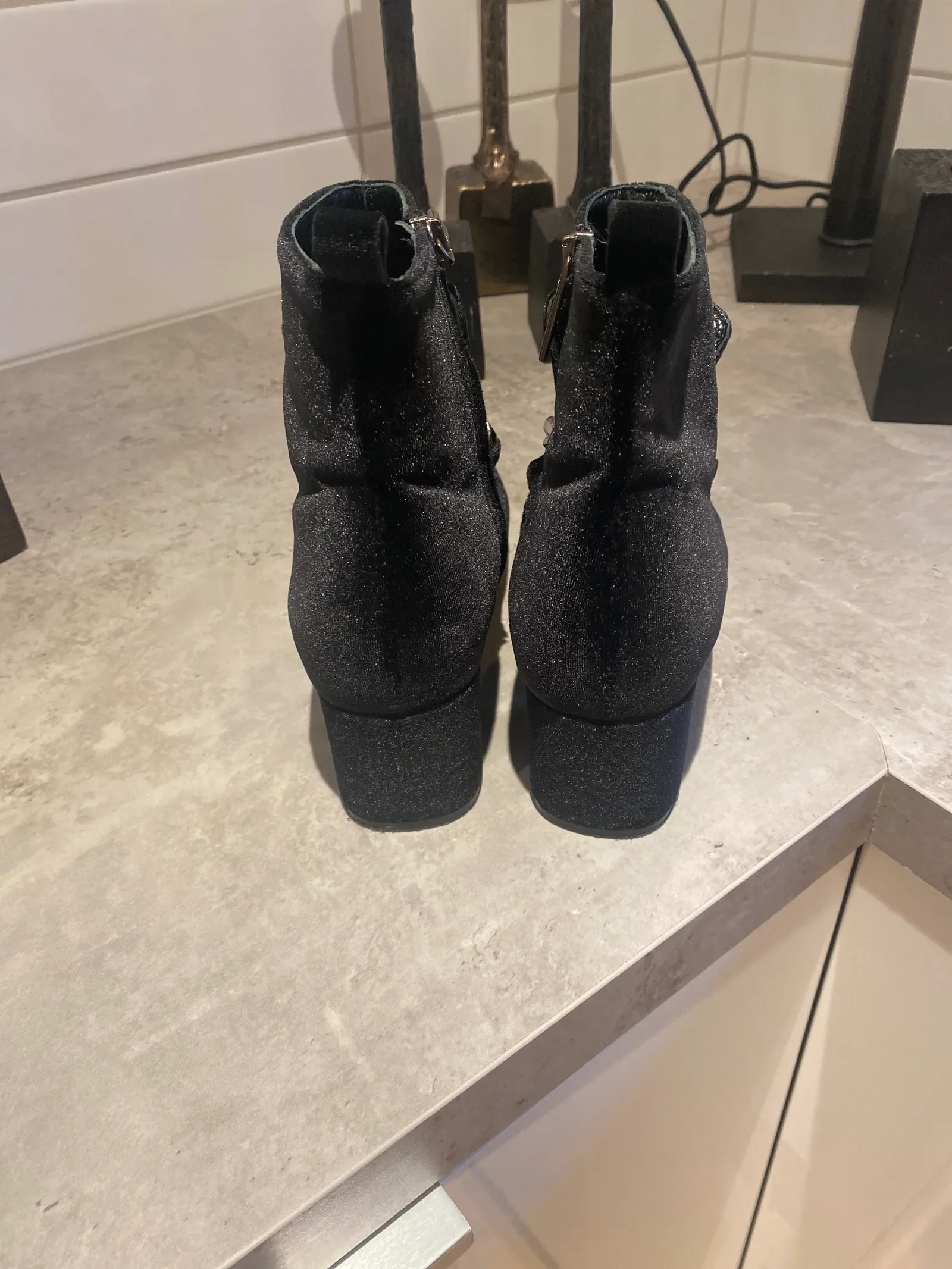 Apair-boots NWOT - Image 4