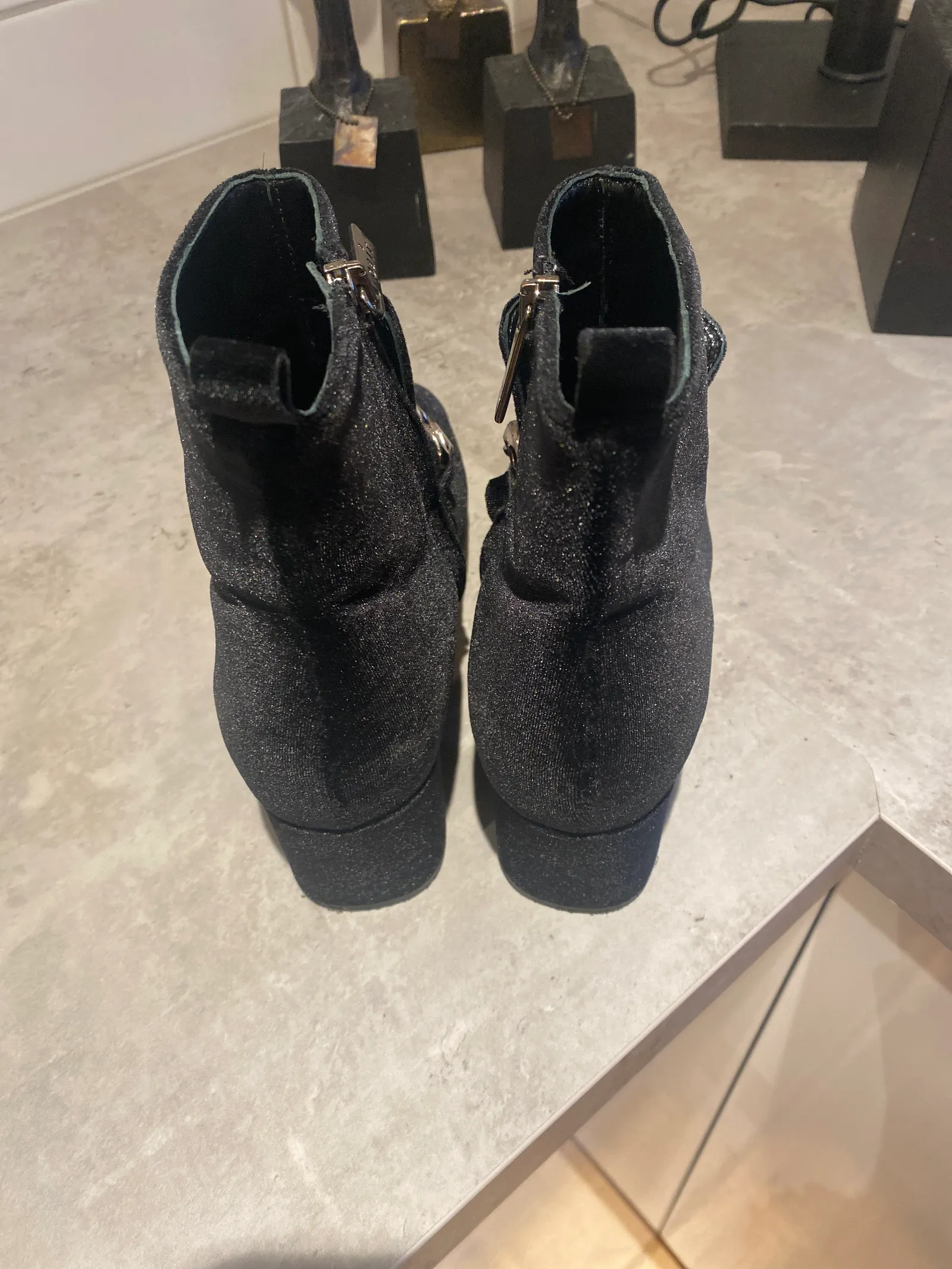 Apair-boots NWOT - Image 5