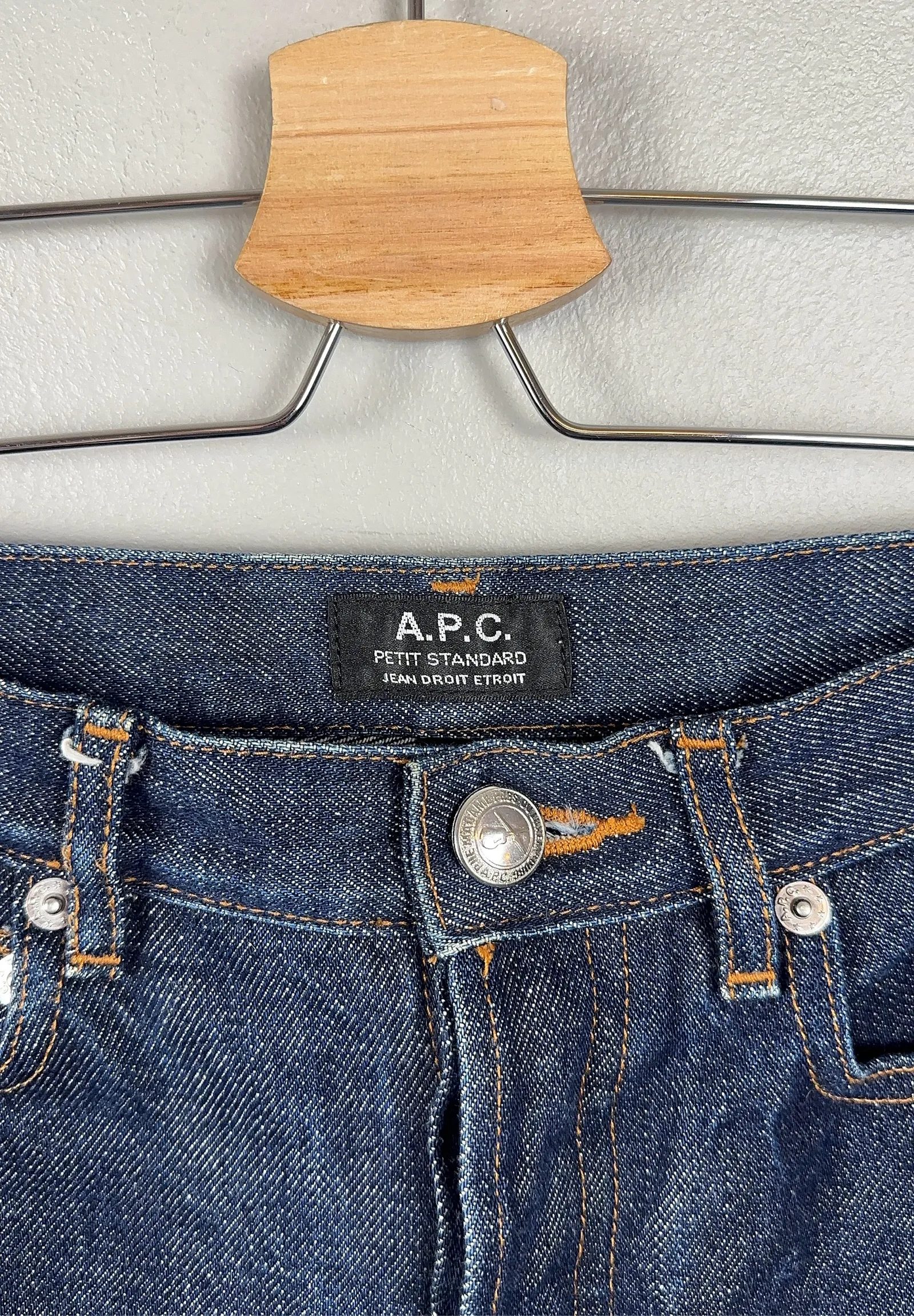 APC-jeans - Image 2