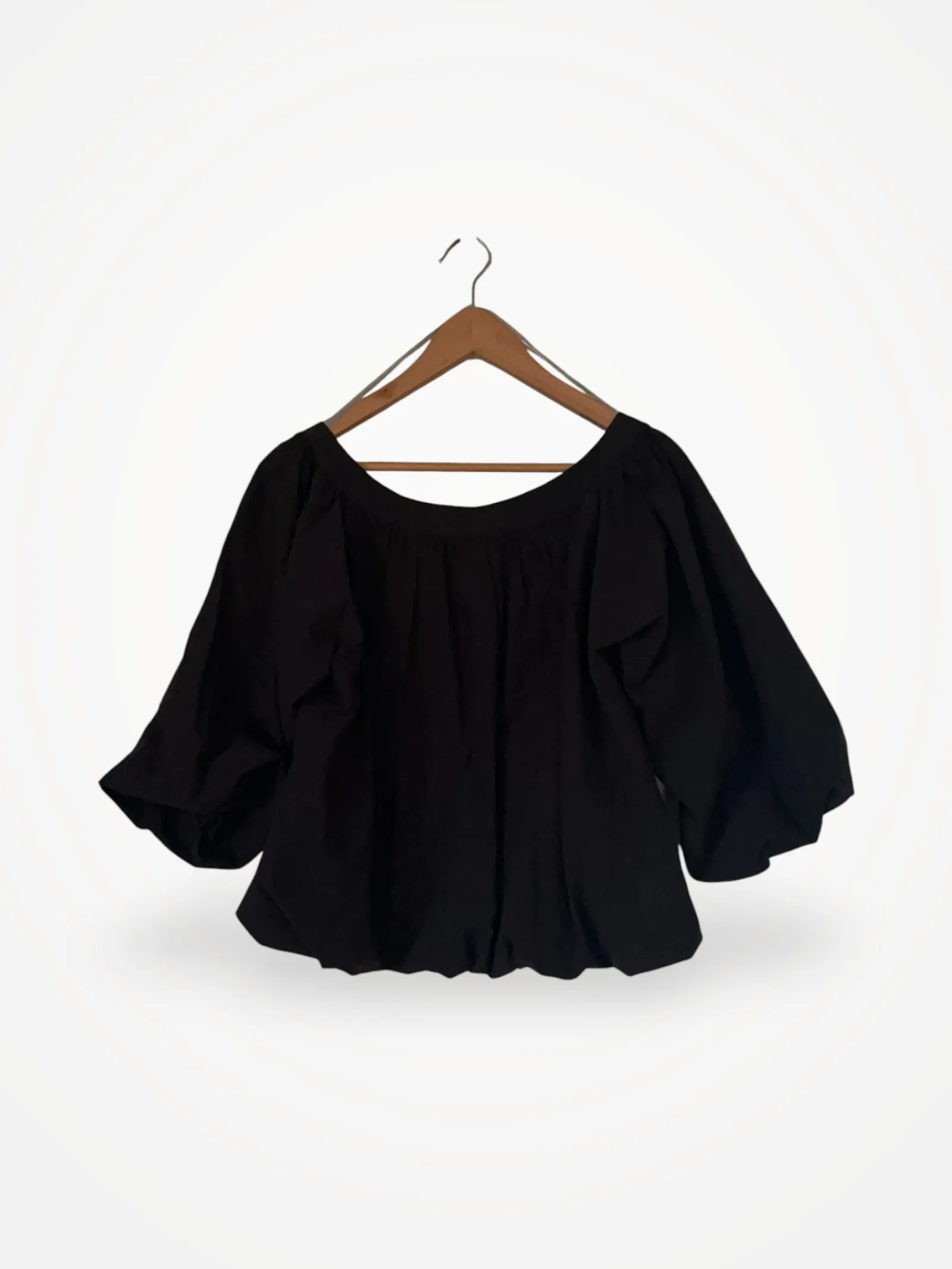 Arket-blus