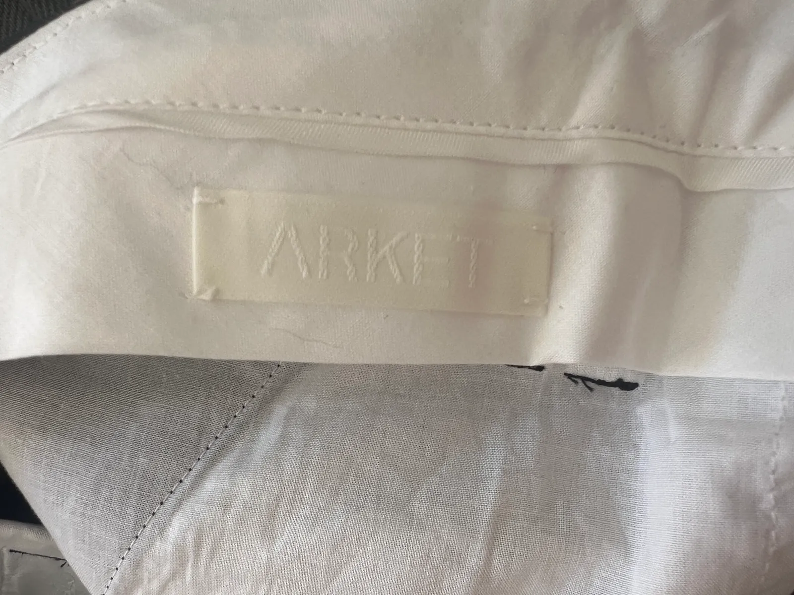 Arket-shorts NWOT - Image 4
