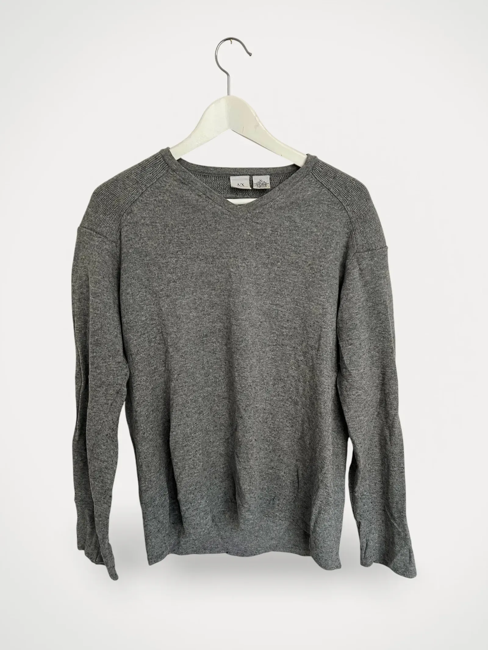 Armani-ulltröja