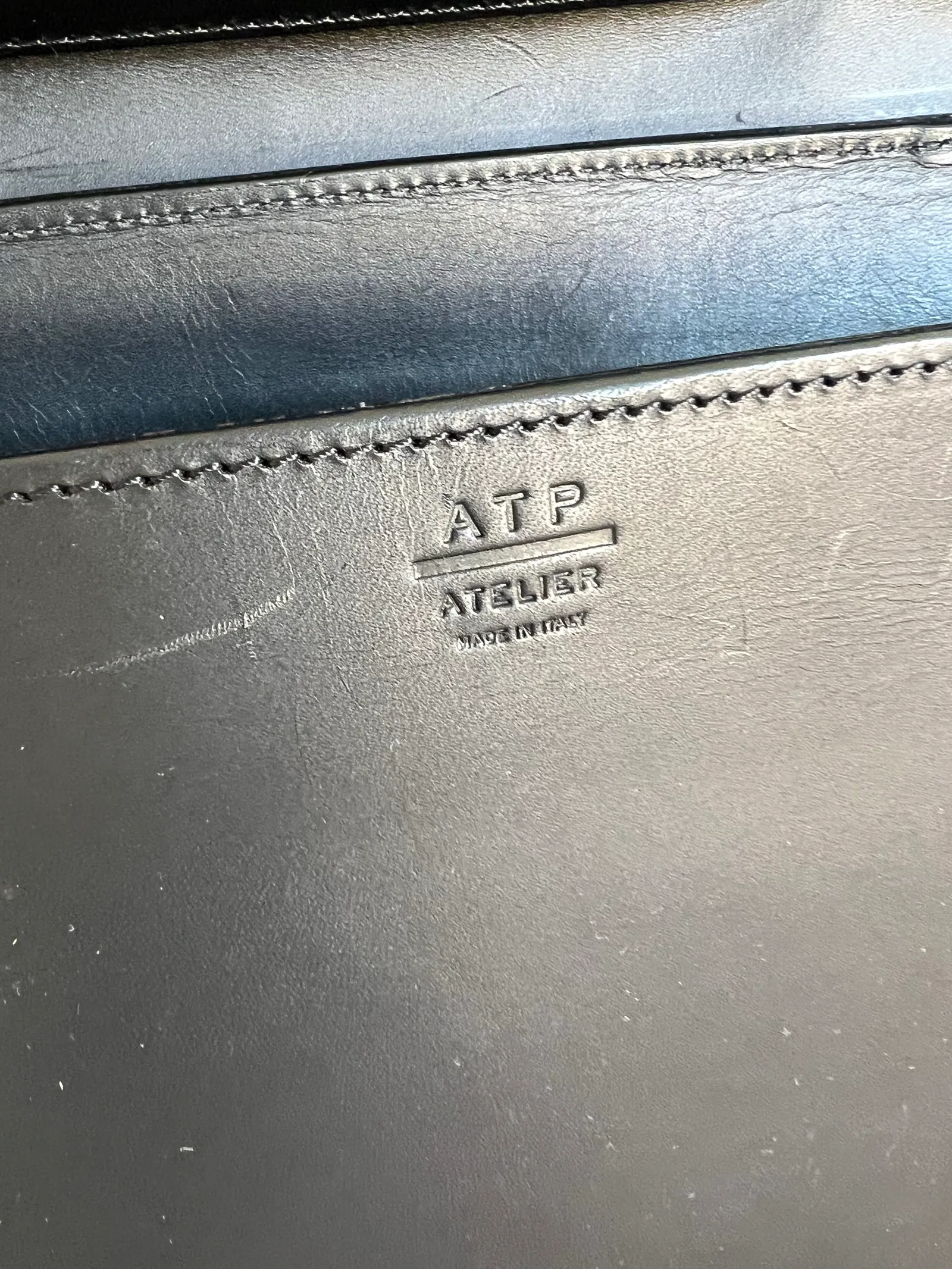 ATP Atelier Volterra Black Leather Large Handbag-skinnhandväska - Image 3