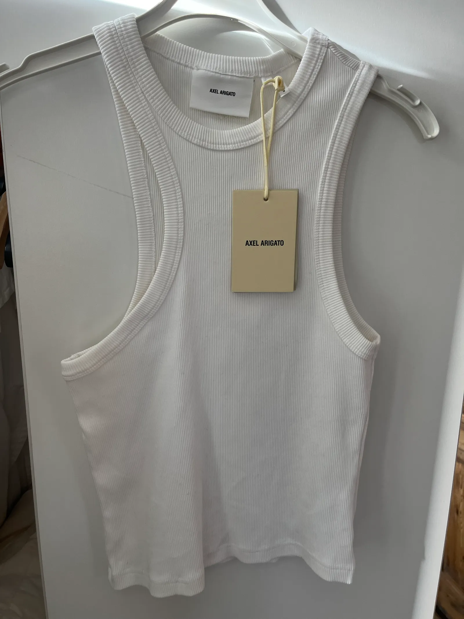 Axel Arigato Scoop Tank-linne NWT - Image 4