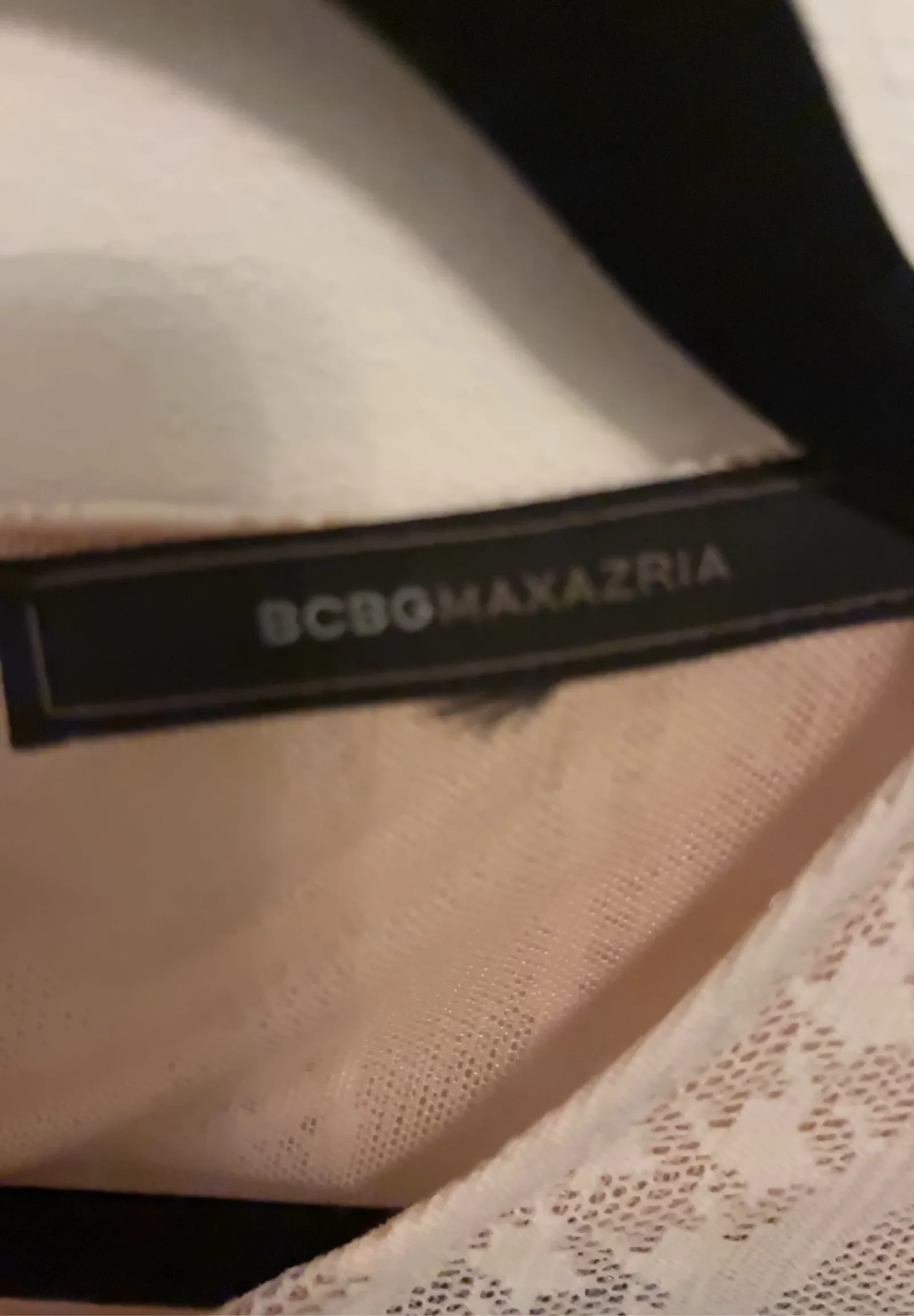 BCBG Max Azria-blus - Image 2