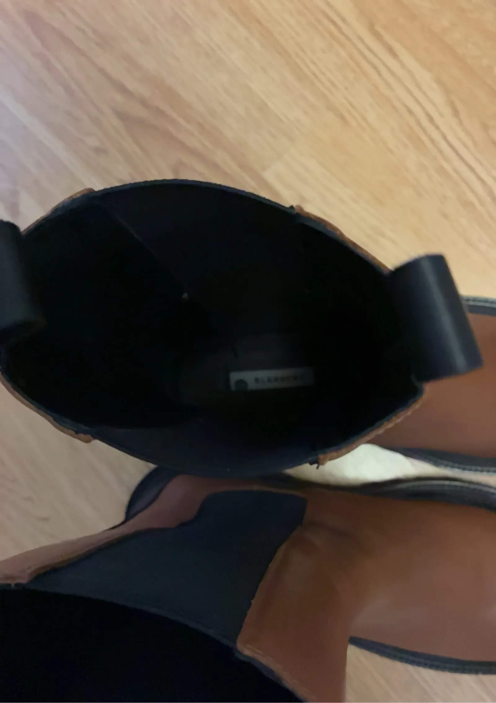 Blankens-skinnboots NWOT - Image 2