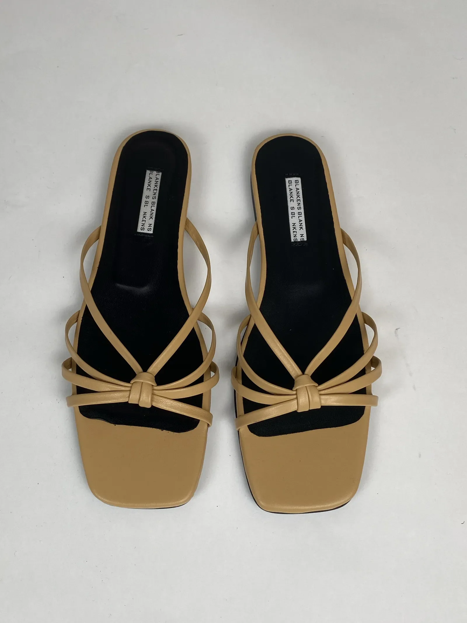 Blankens The Jennie Flat Beige-skinnsandaler NWT - Image 5