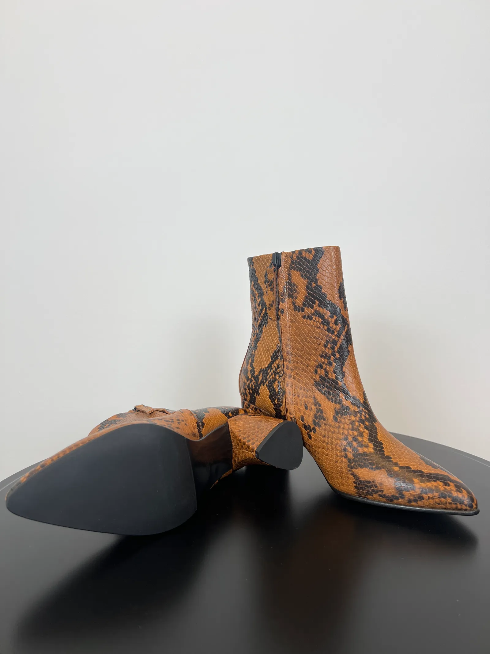 Blankens The Riverside Serpent-skinnboots NWOT - Image 4