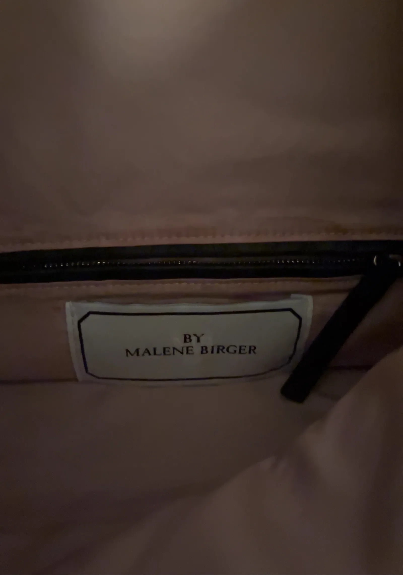 By Malene Birger-skinnkuvertväska - Image 5