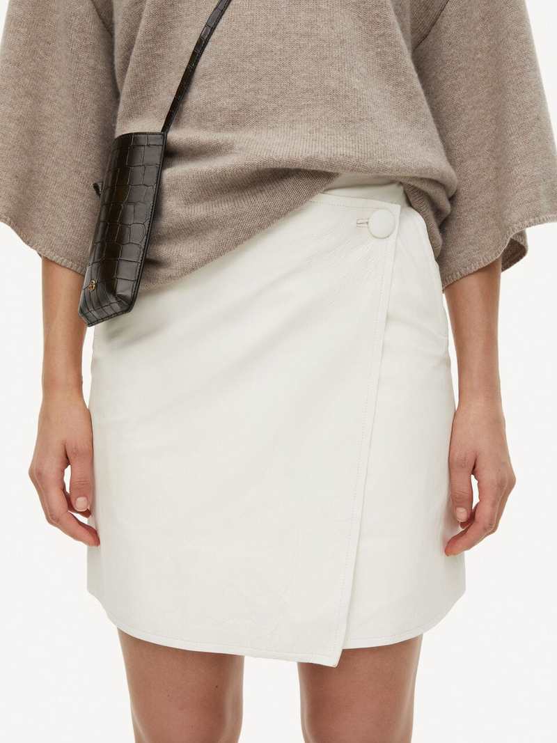 By Malene Birger Esmaa-skinnkjol