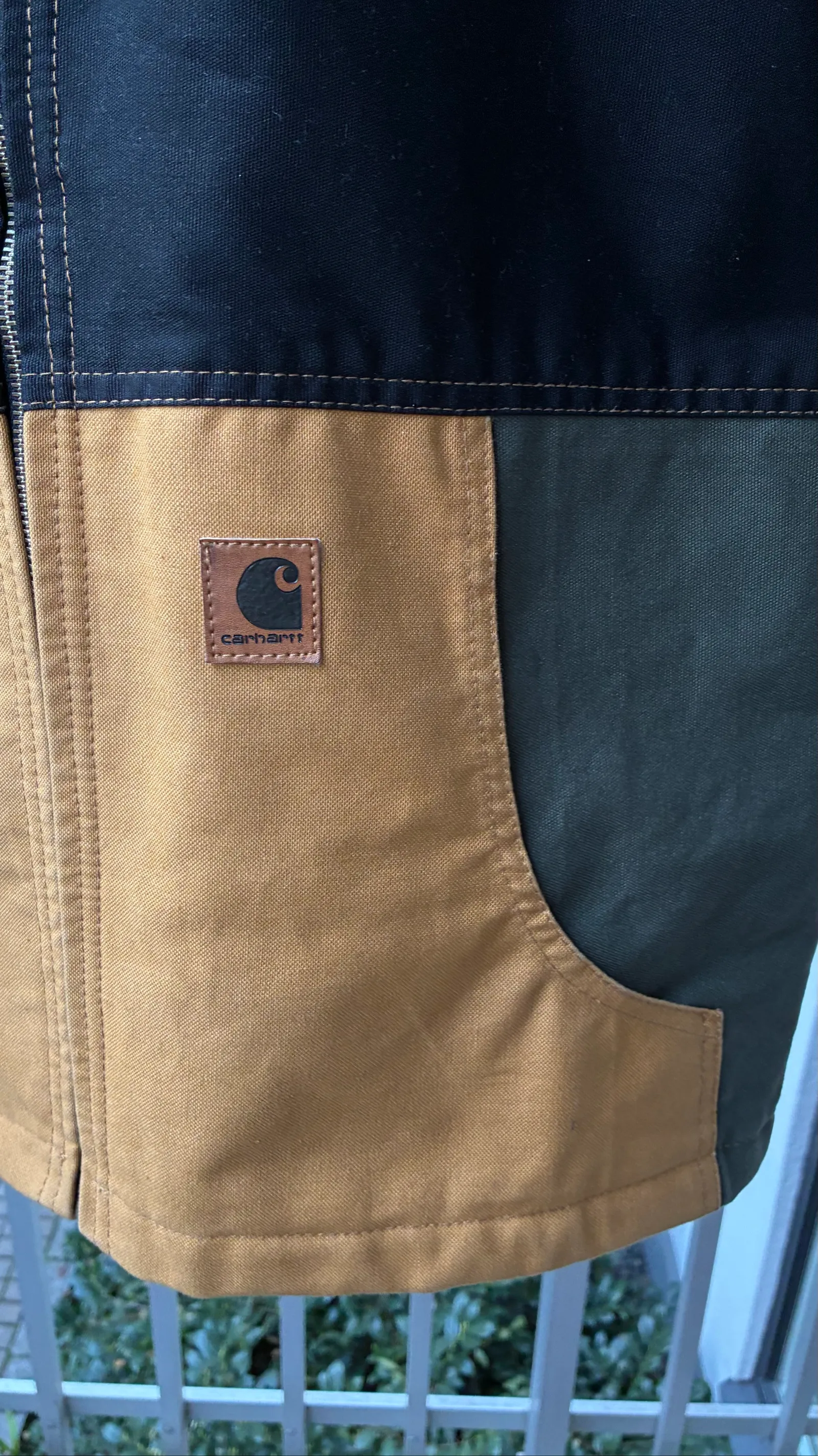 Carhartt-jacka NWOT - Image 3
