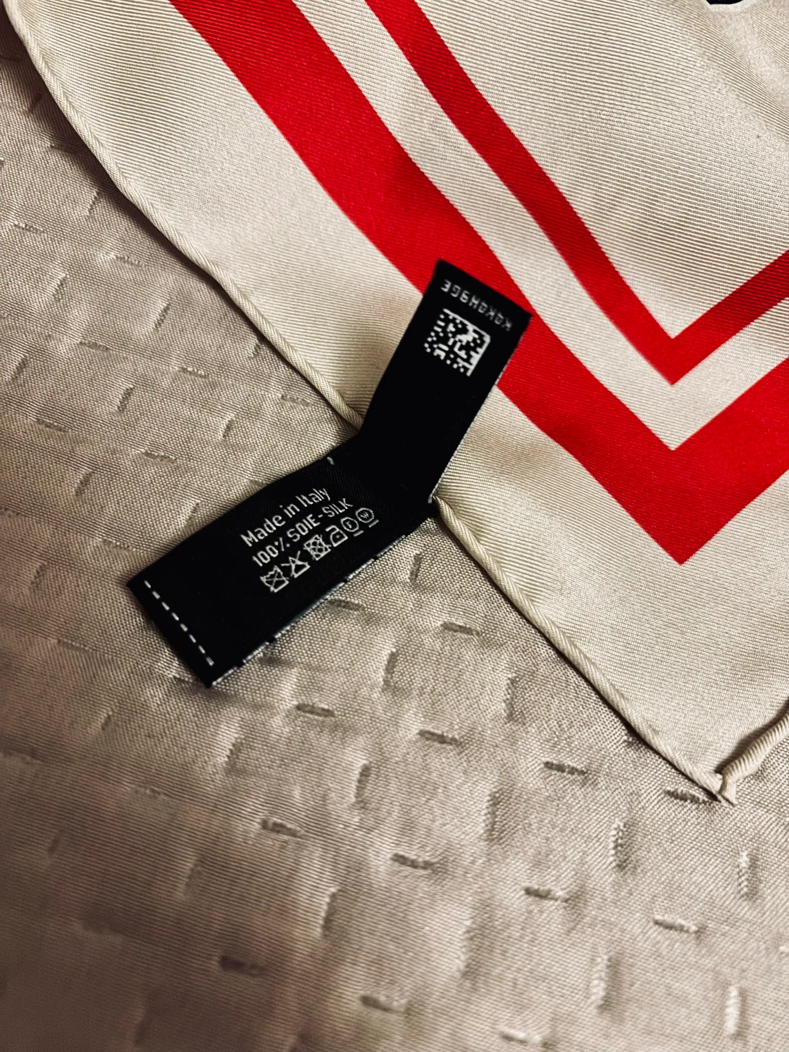 Chanel Beach Logo-sidensjal - Image 5
