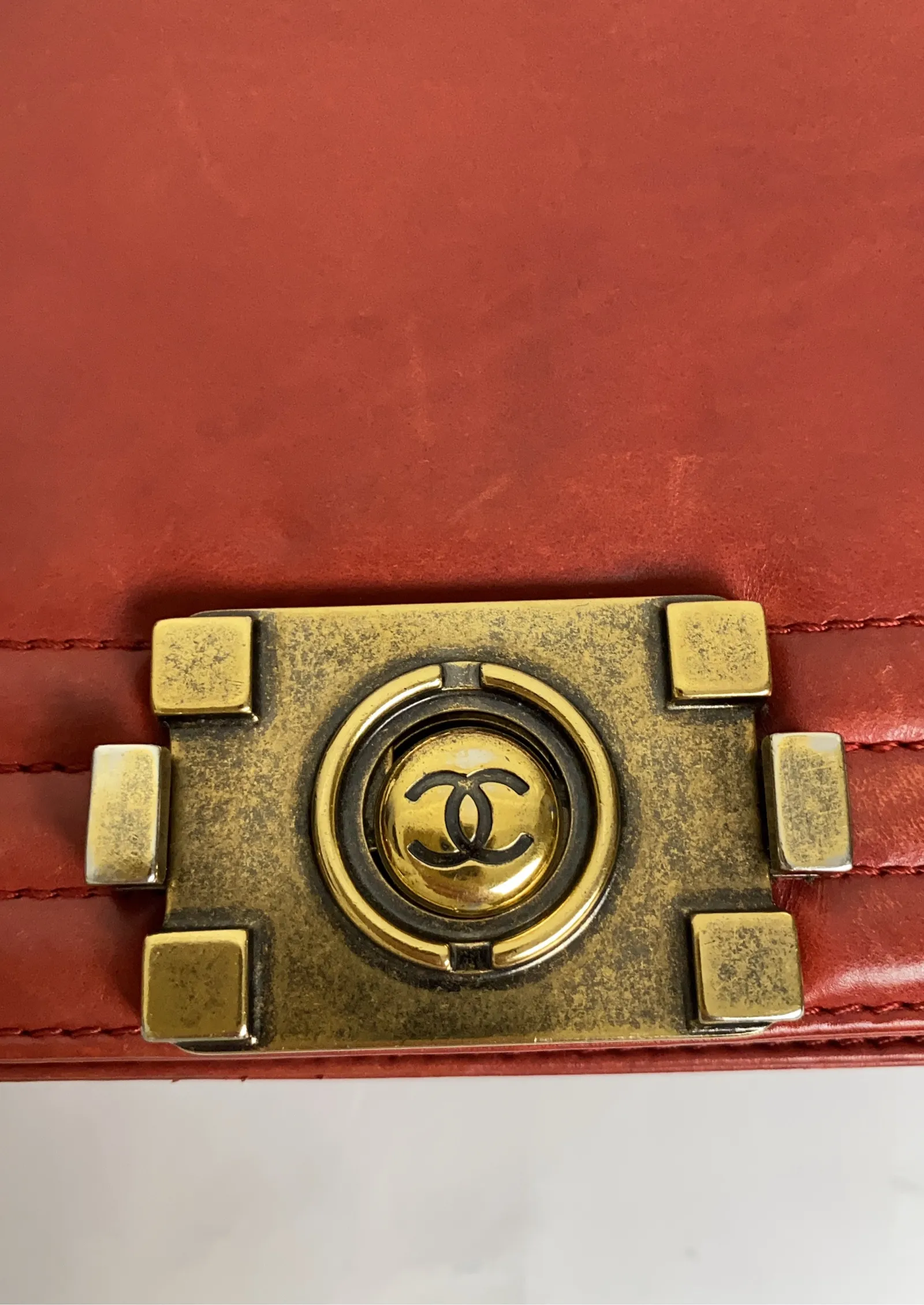 Chanel-skinnaxelremsväska - Image 6