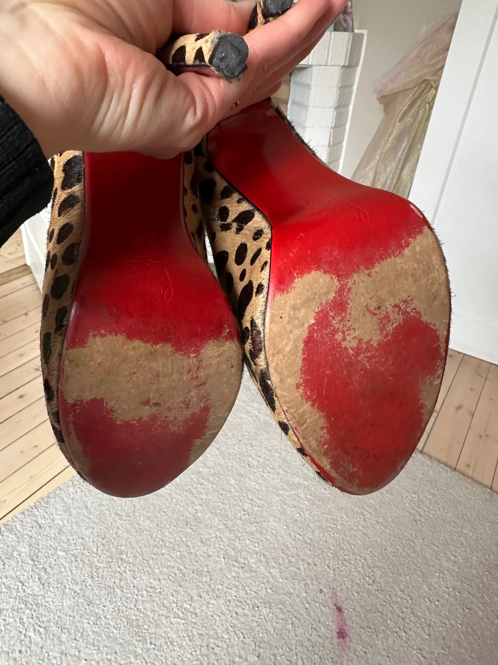 Christian Louboutin-boots - Image 4