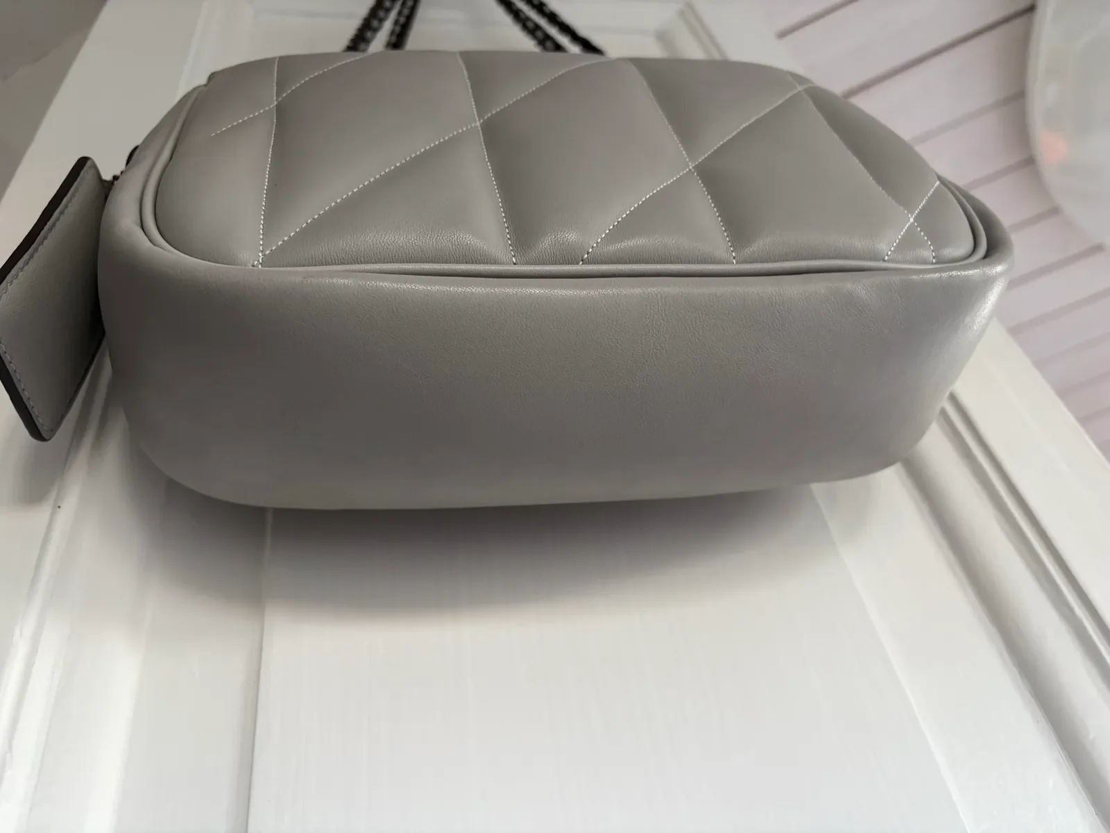 Coach Quilted Pillow Madison-skinnaxelremsväska - Image 5