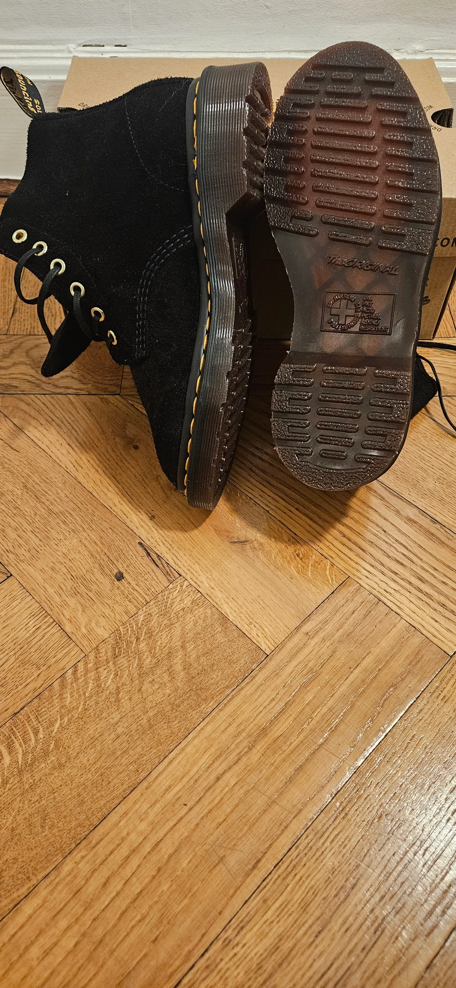 Dr. Martens-skinnboots NWT - Image 4