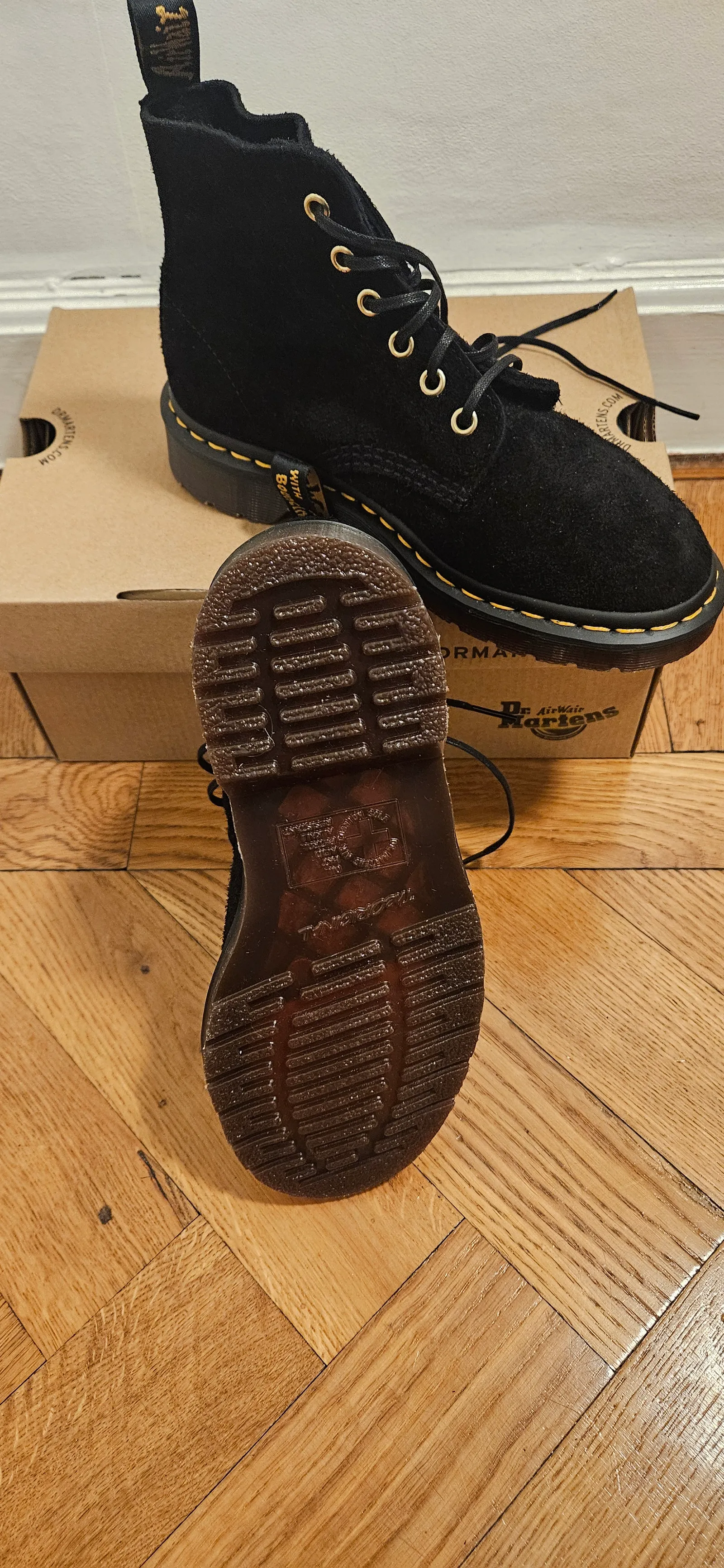 Dr. Martens-skinnboots NWT - Image 5