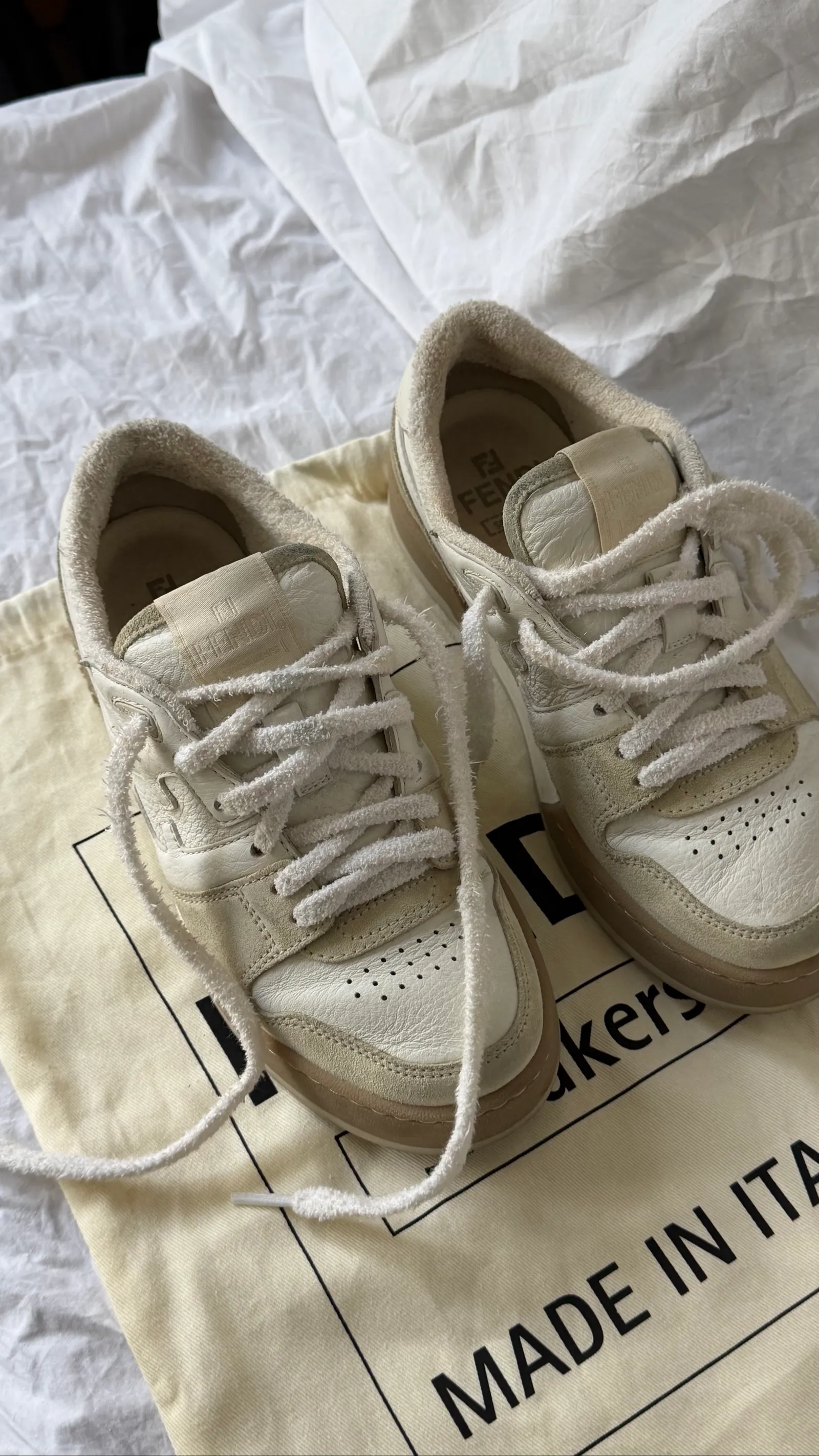 Fendi Match-skinnsneakers - Image 3