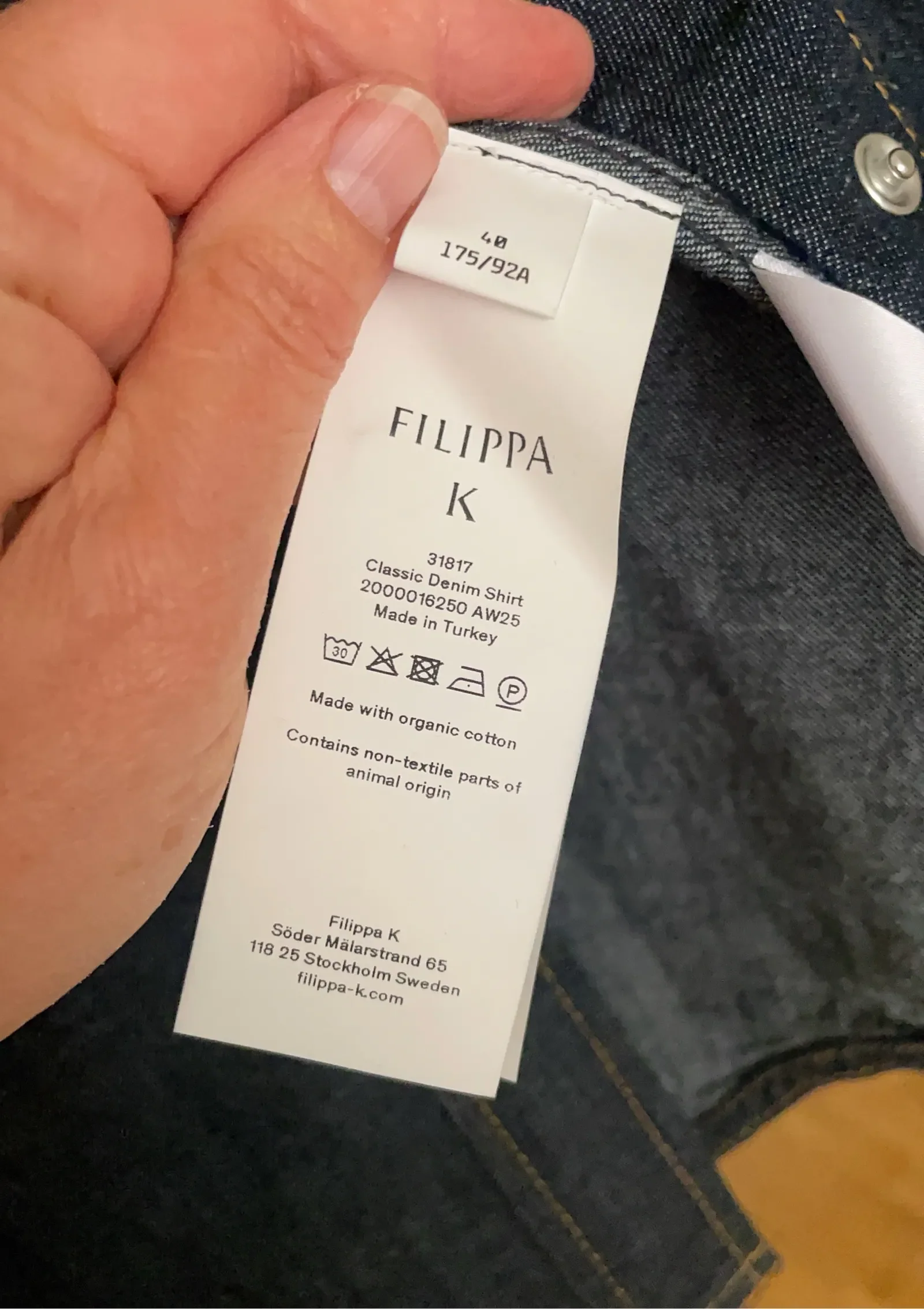 Filippa K Classic Denim-skjorta NWOT - Image 4