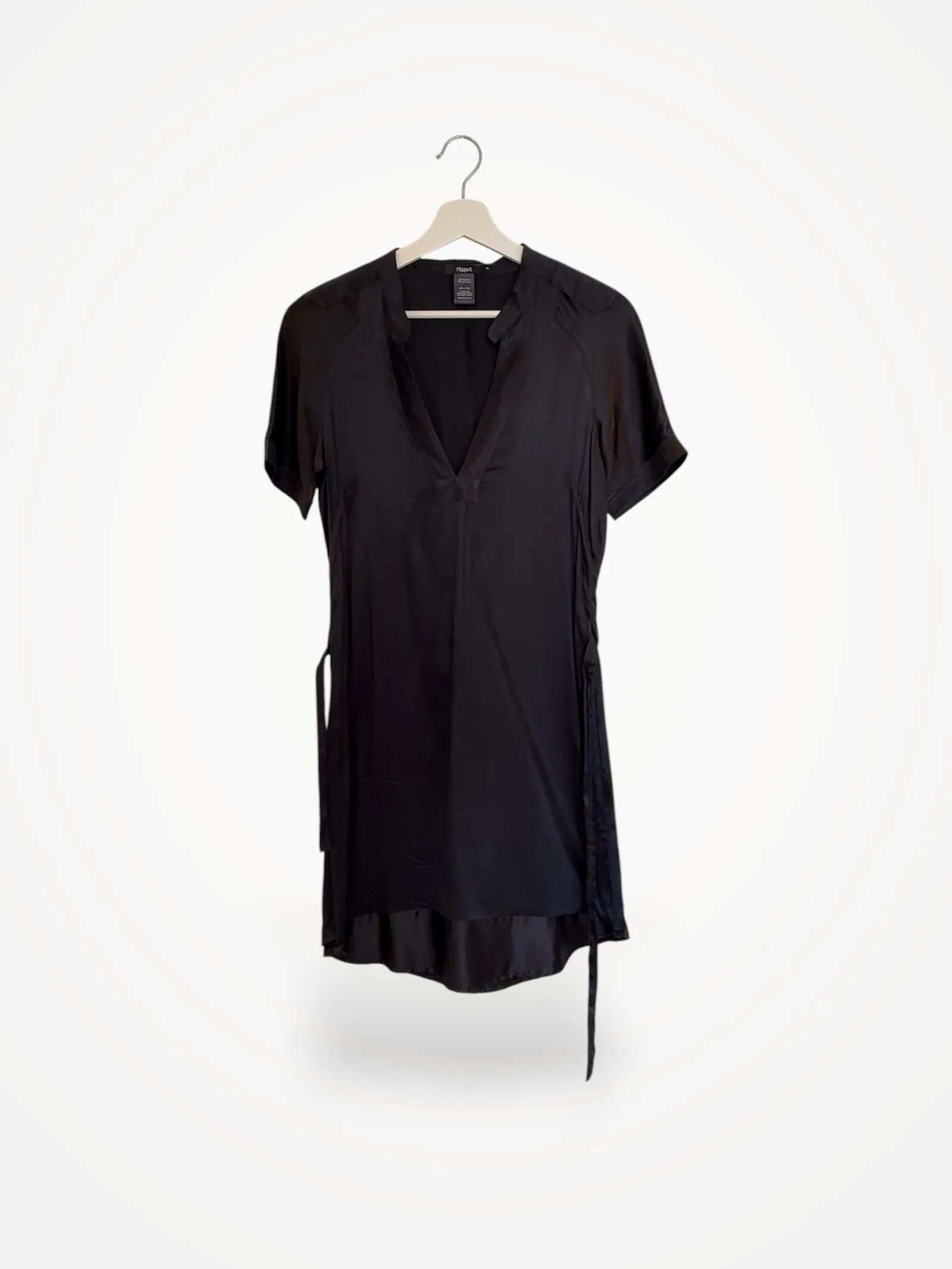 Filippa K-sidenklänning