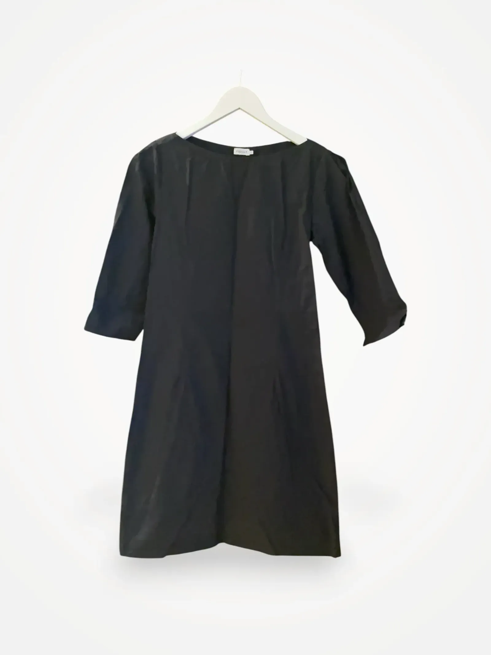 Filippa K-klänning