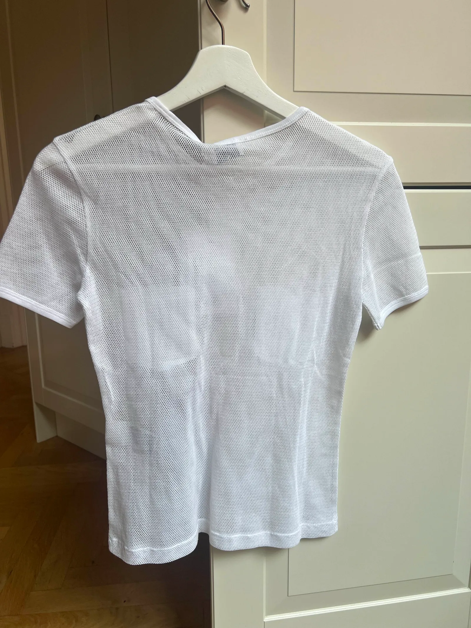 Filippa K Mesh-t-shirt NWT - Image 4