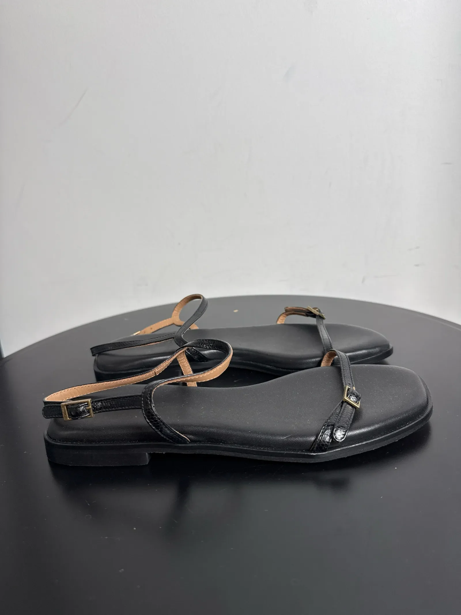 Flattered Alice-skinnsandaler NWOT - Image 4