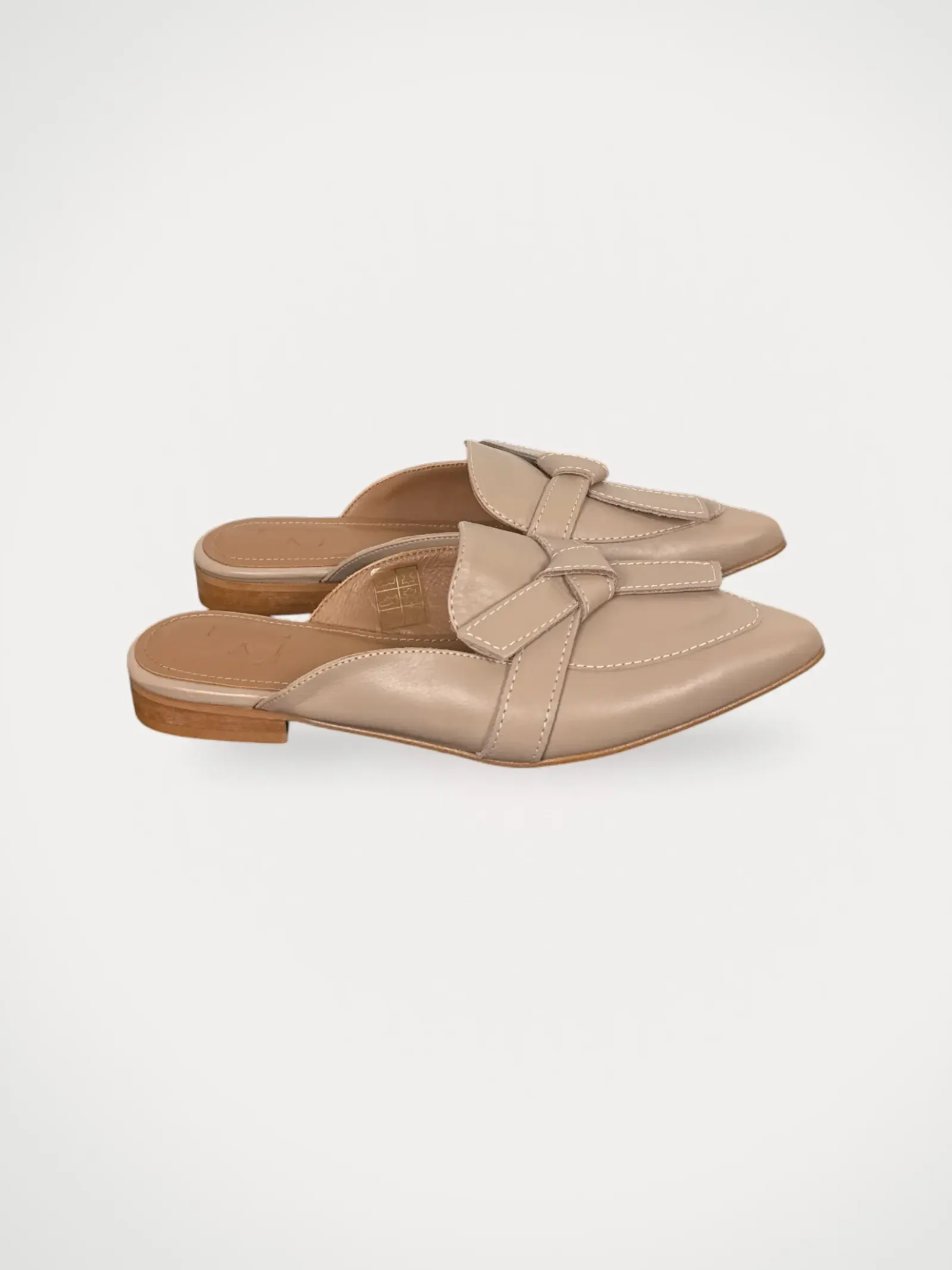Flattered Anina Sand Leather-skinnloafers - Image 2