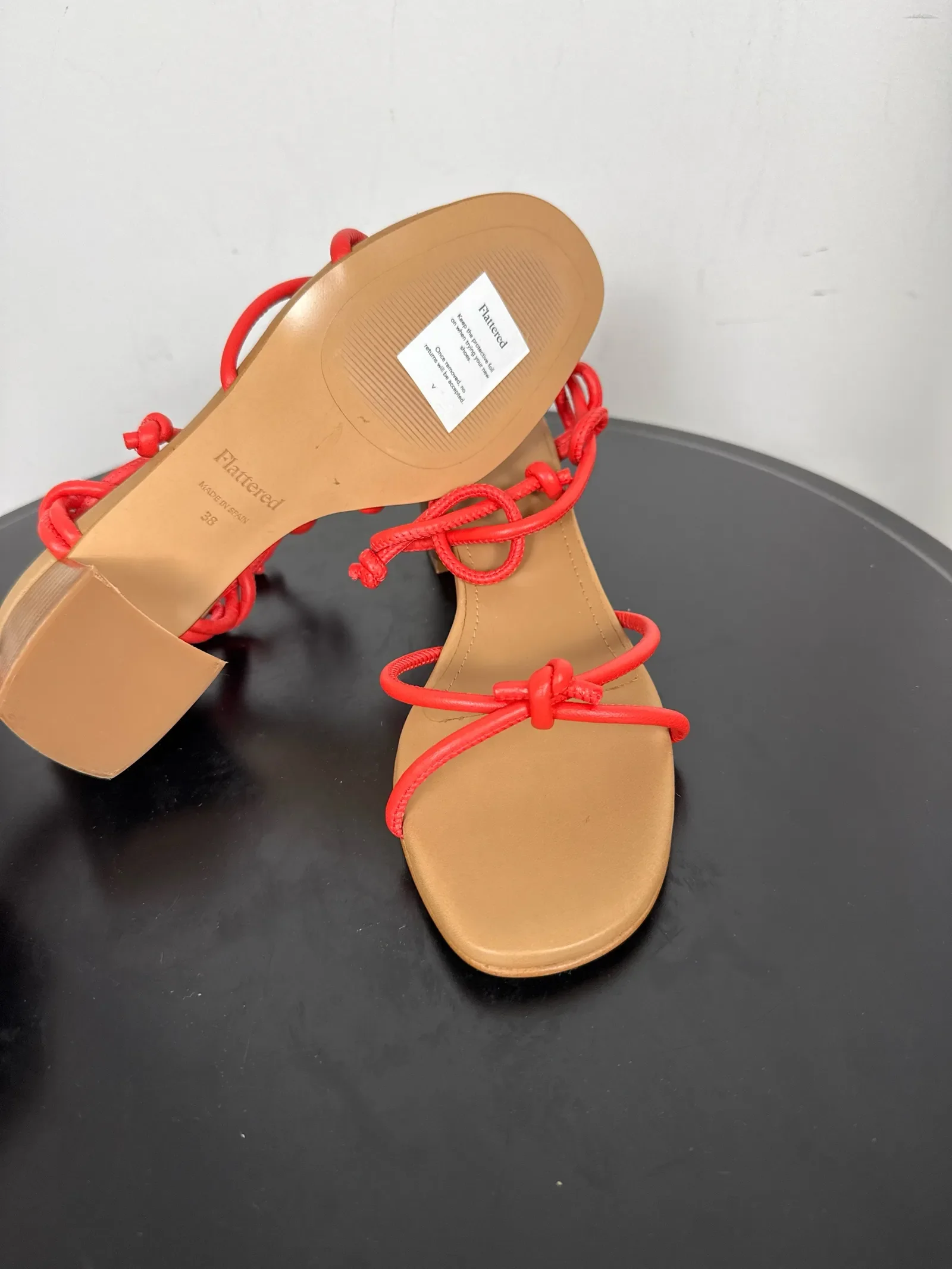 Flattered Edith Coral Red Leather-skinnklackar NWOT - Image 3