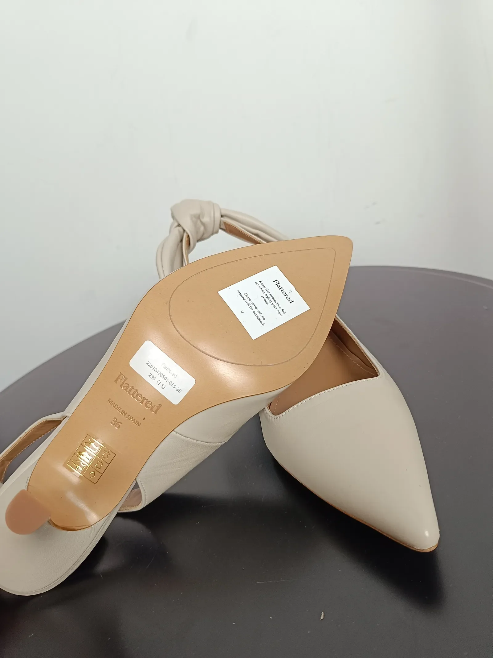 Flattered Francesca Bow-skinnklackar NWOT - Image 3