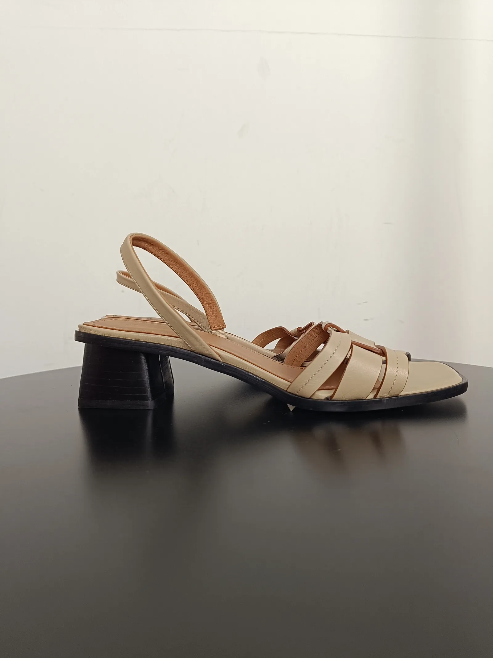 Flattered Freja Leather Creme-skinnklackar - Image 6