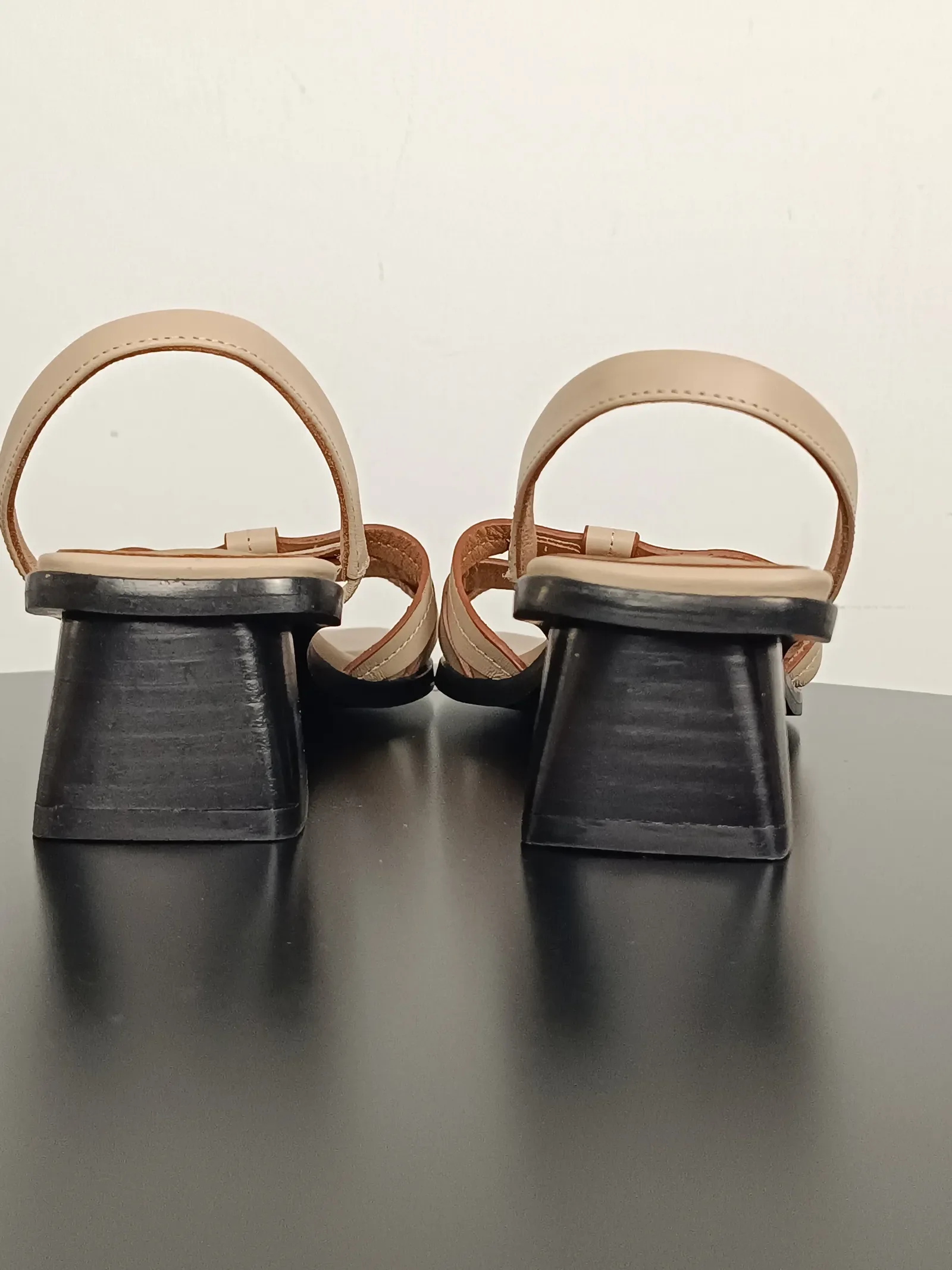 Flattered Freja-skinnsandaler NWOT - Image 5