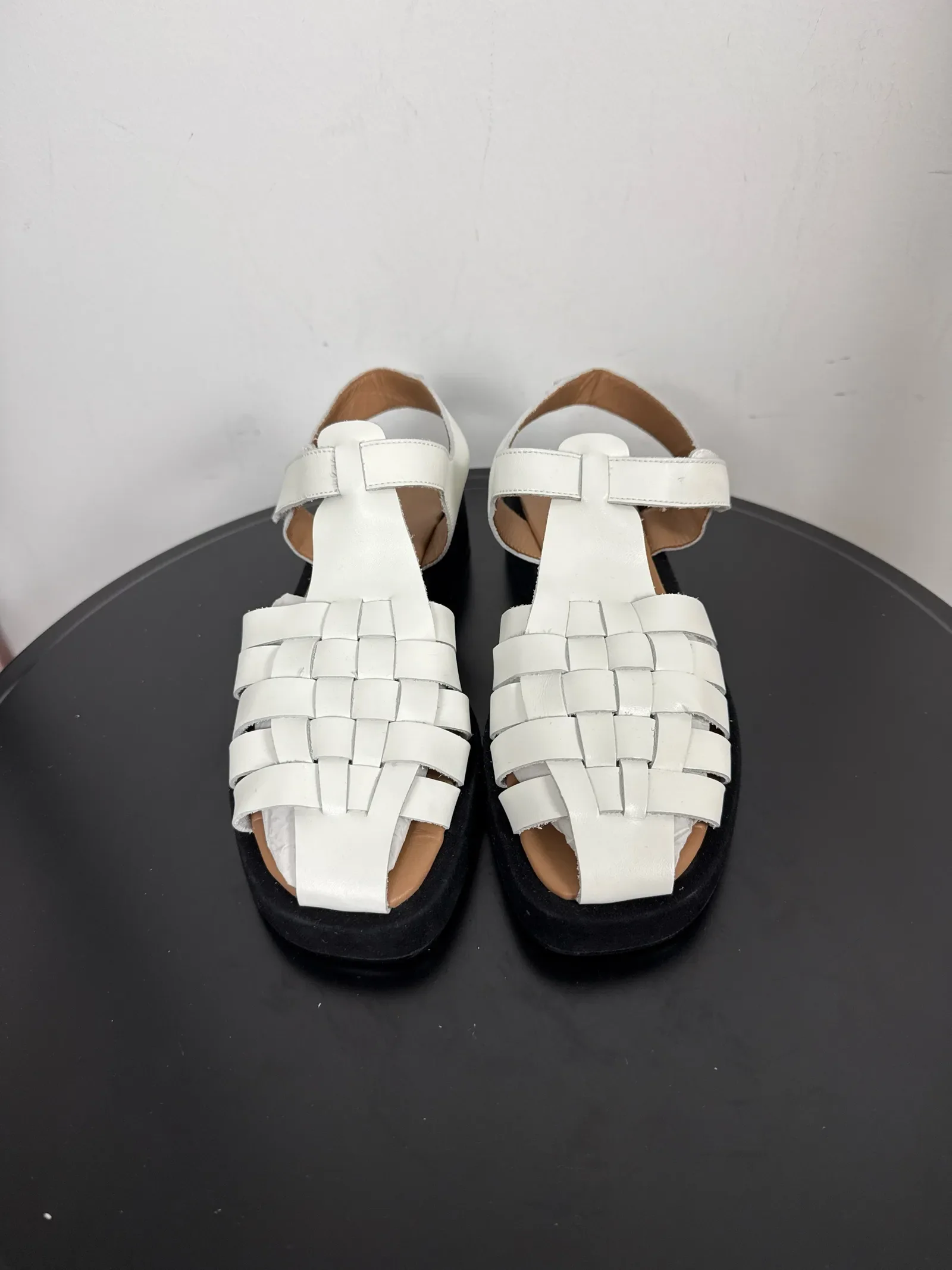 Flattered Gigi White Leather-skinnsandaler - Image 4