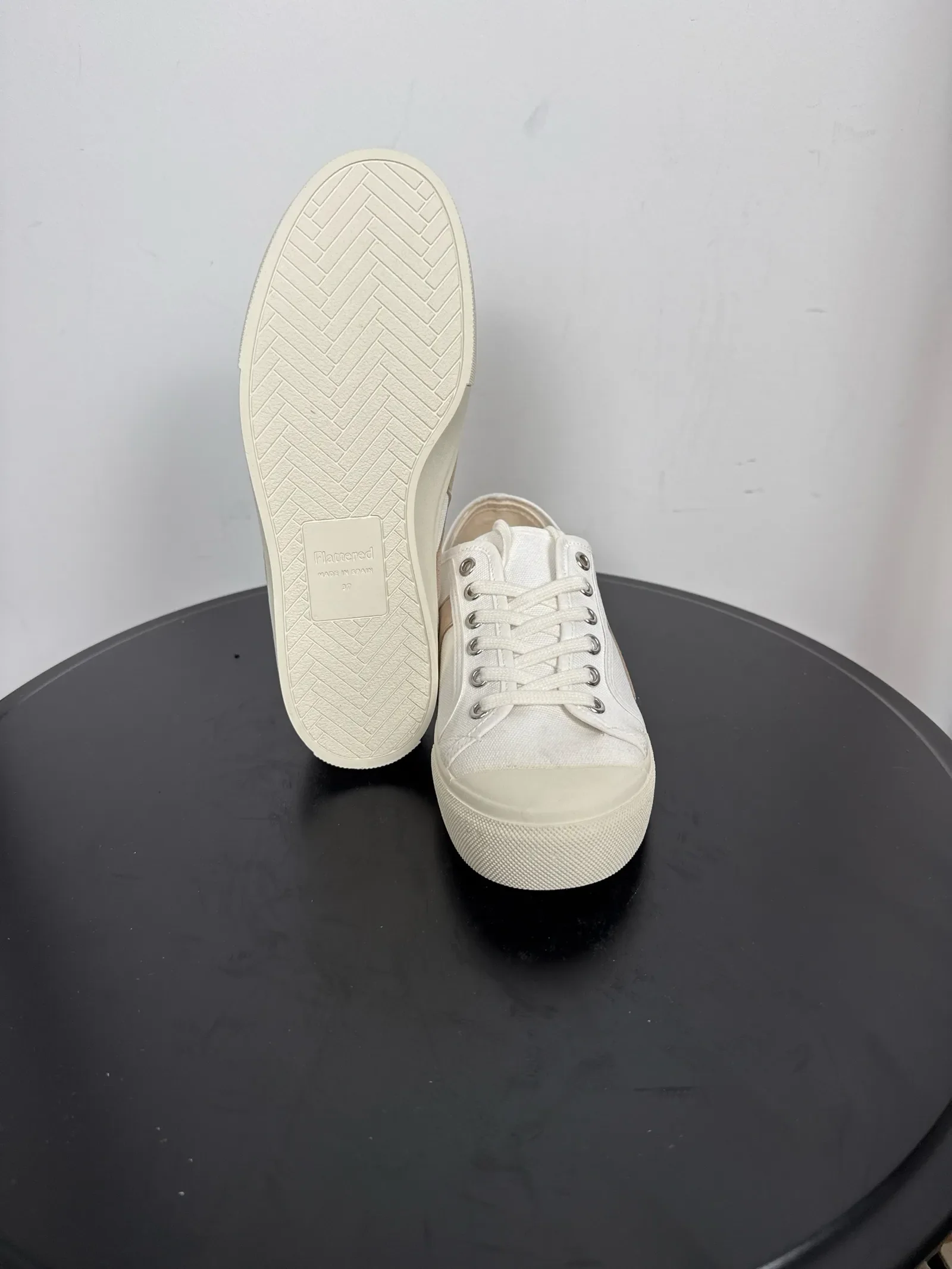 Flattered Hornstull Organic Cotton Sand-sneakers NWOT - Image 3
