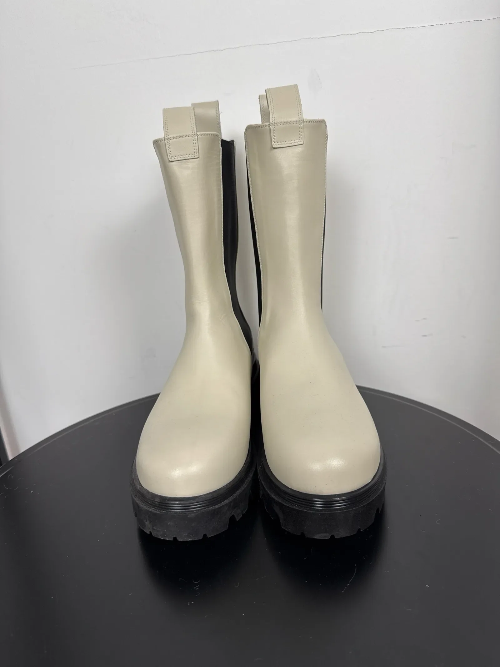 Flattered Lia Creme-skinnboots NWOT - Image 4