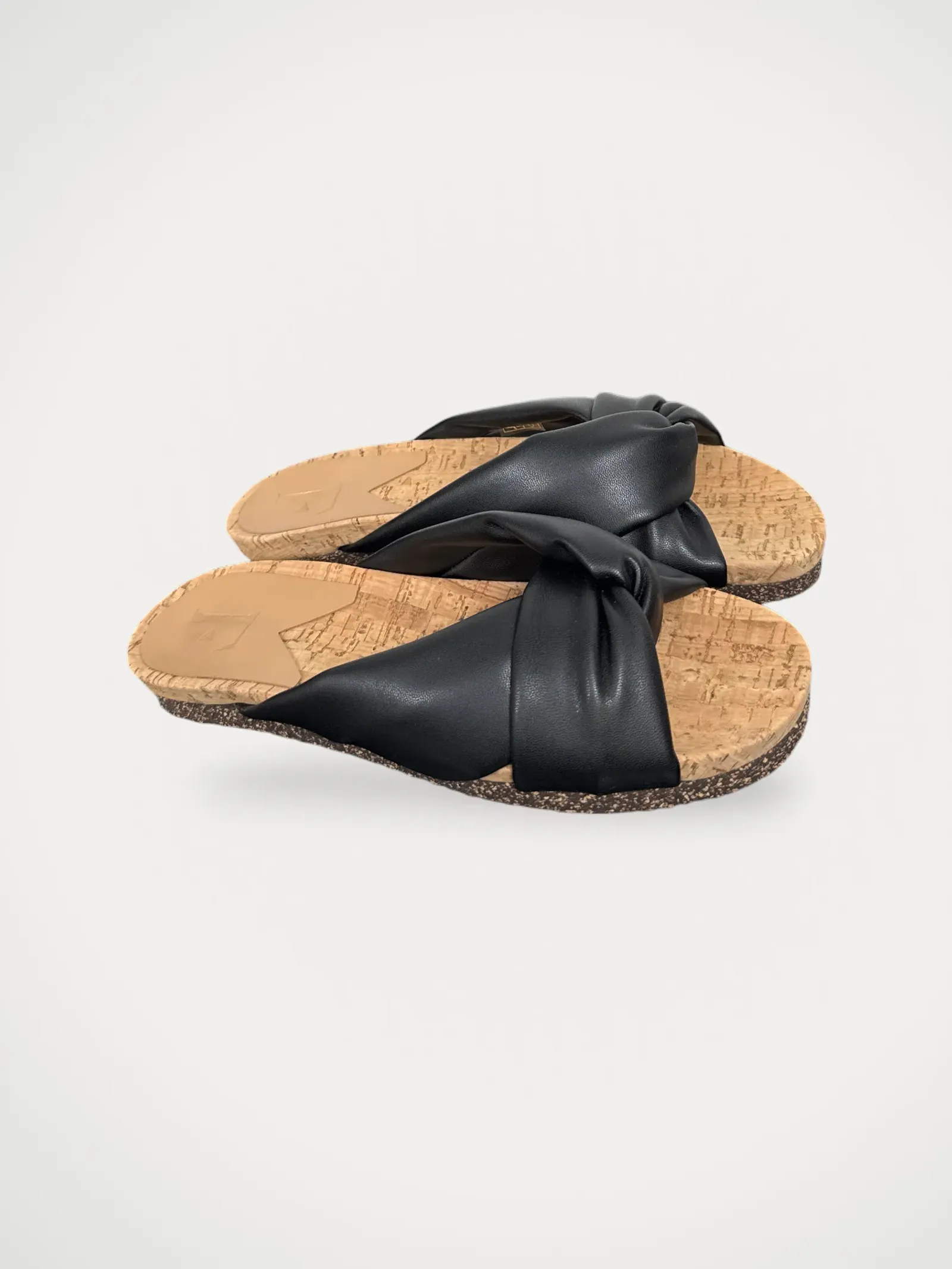 Flattered Lou Black Vegan-skinnsandaler NWOT - Image 2