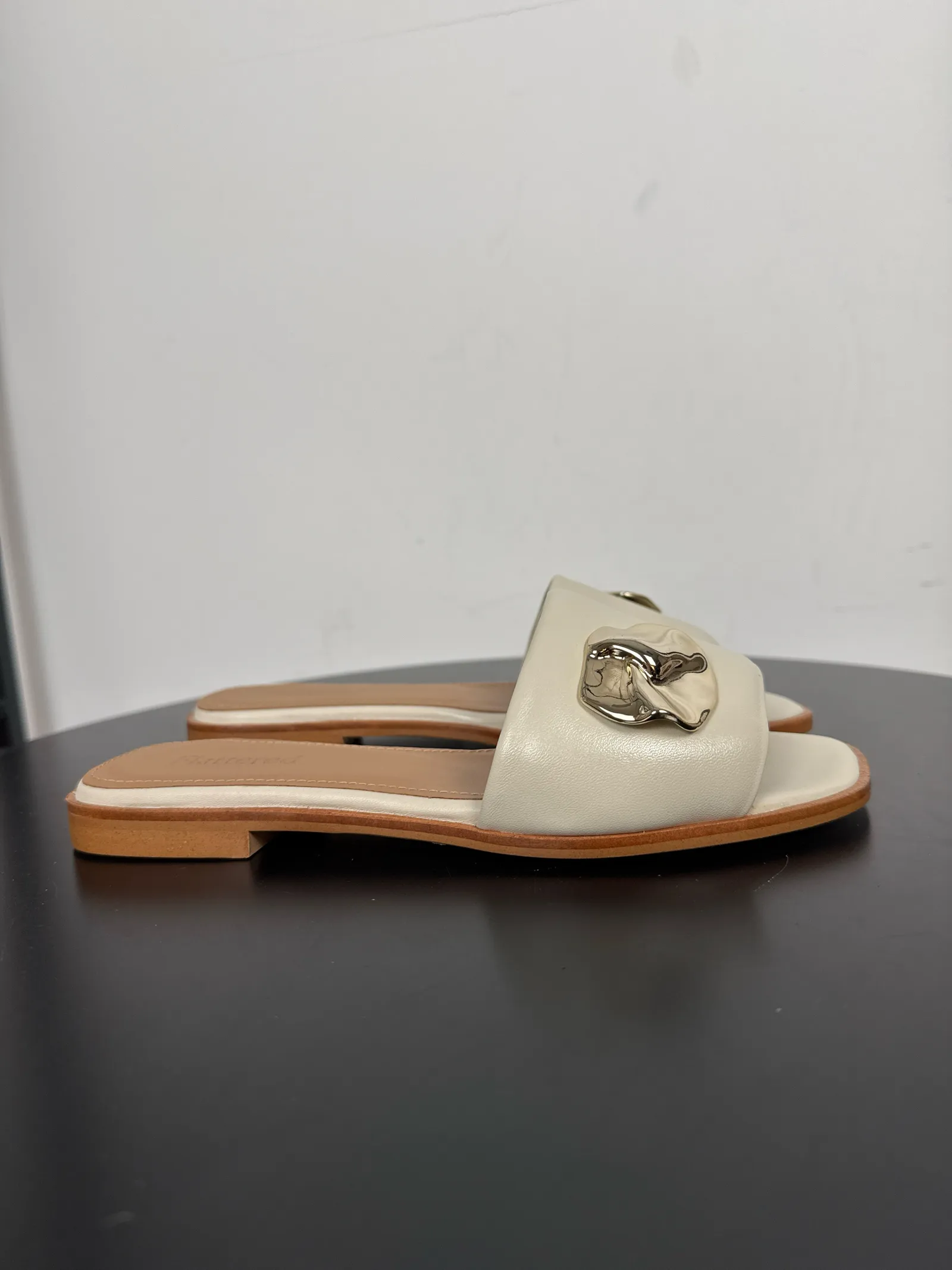 Flattered Mira Creme Leather-skinnsandaler NWOT - Image 6