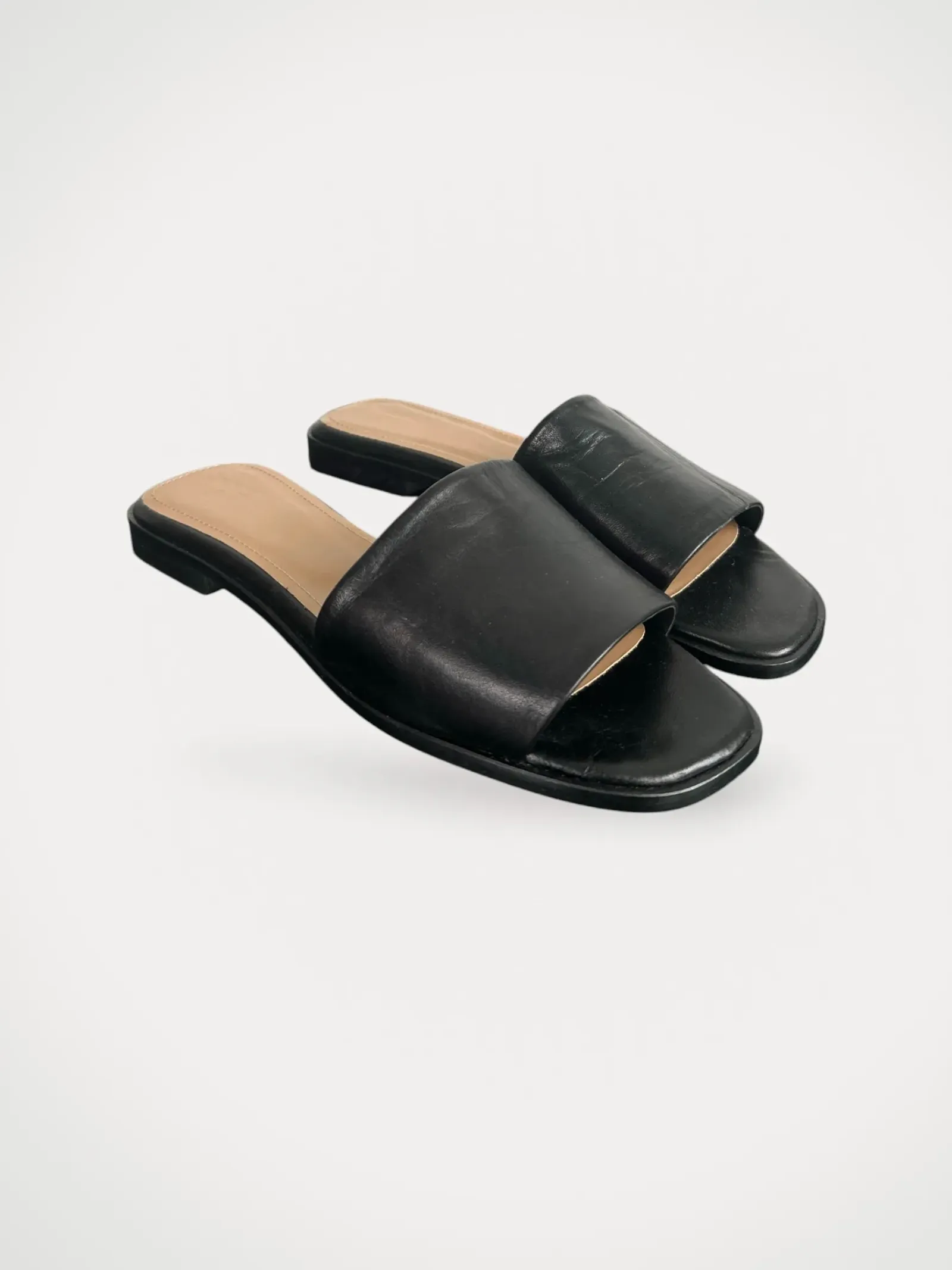 Flattered Mouna Leather Black-skinnsandaler - Image 2