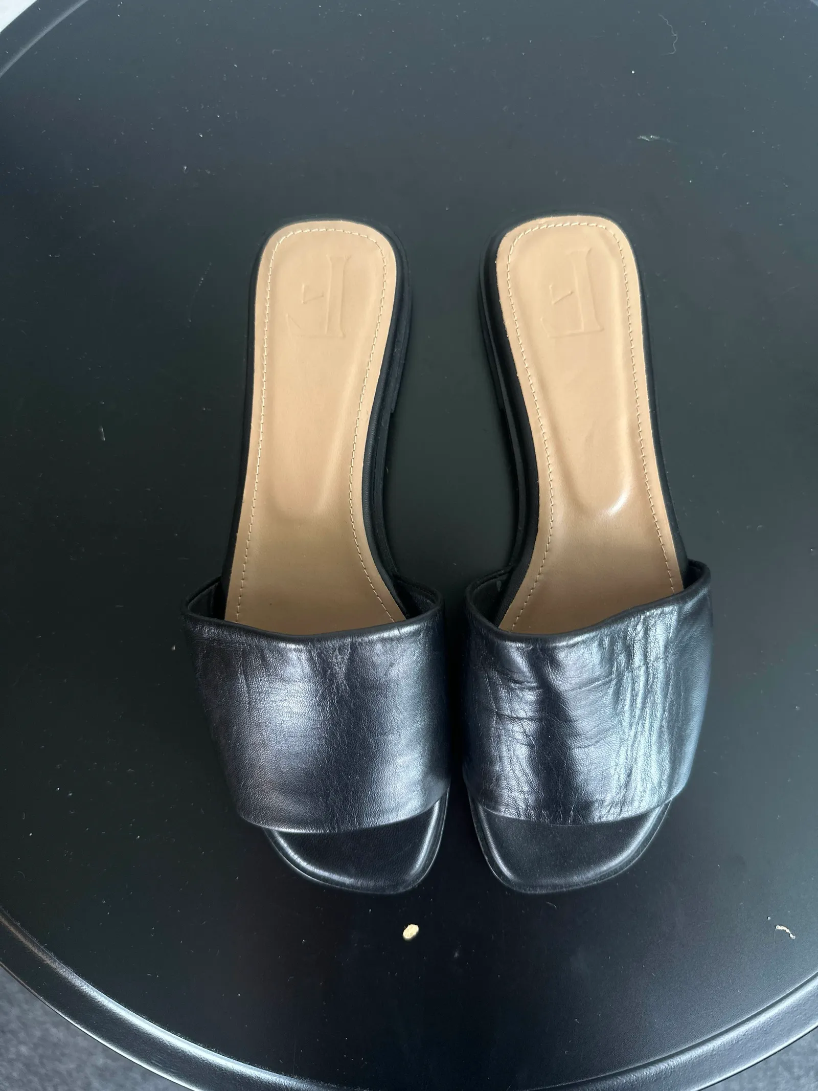 Flattered Mouna Leather Black-skinnsandaler - Image 3