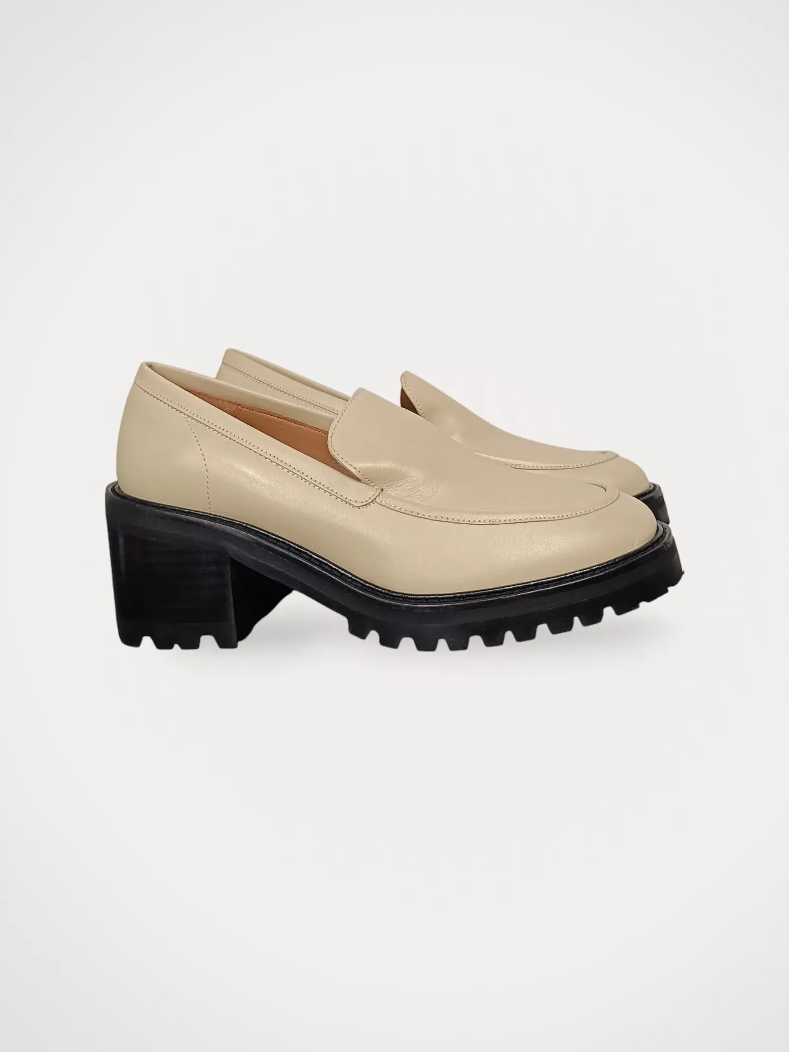 Flattered Saga Creme Leather-skinnloafers NWOT - Image 2