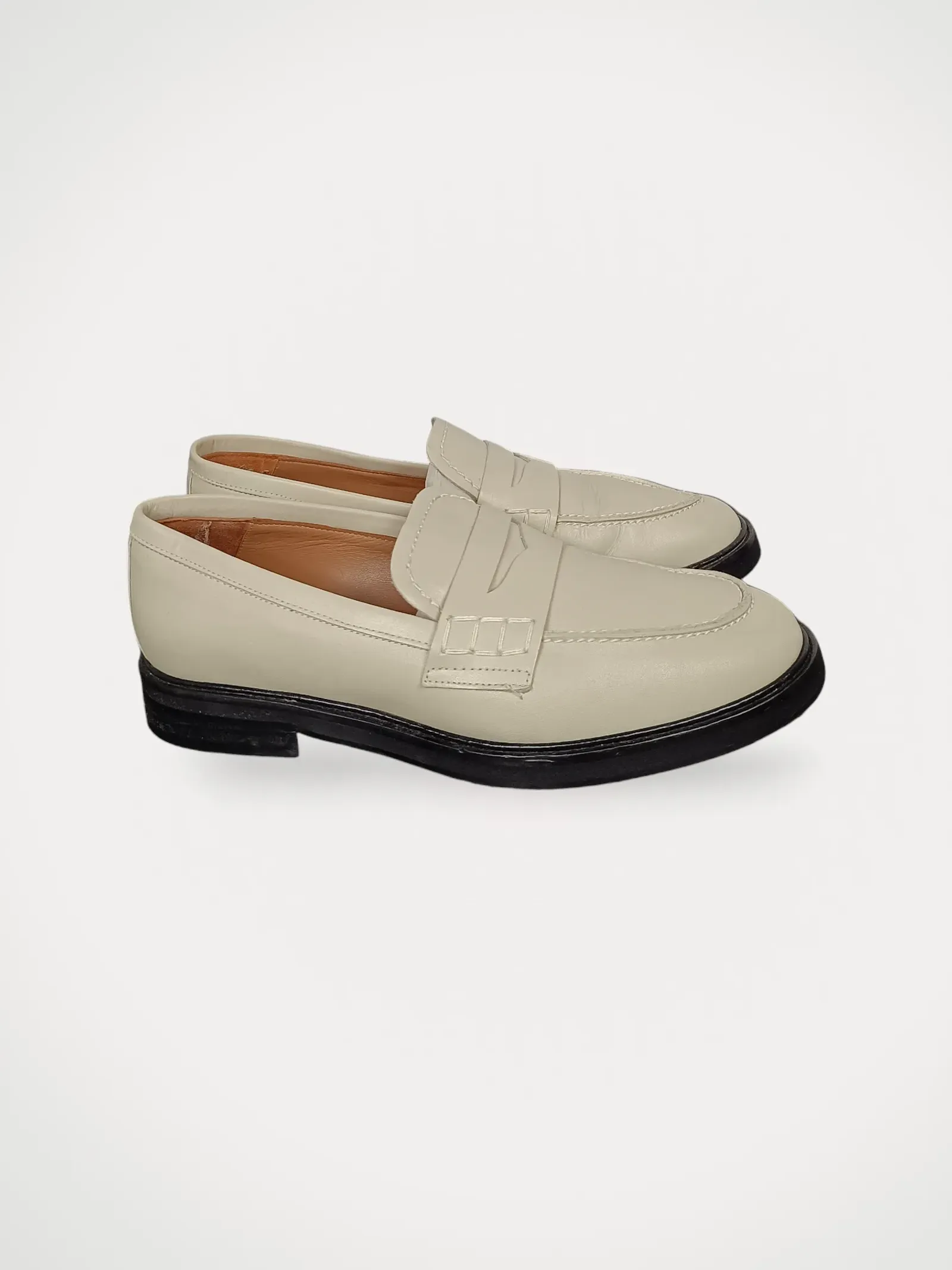 Flattered Sara Creme Leather-skinnloafers - Image 2