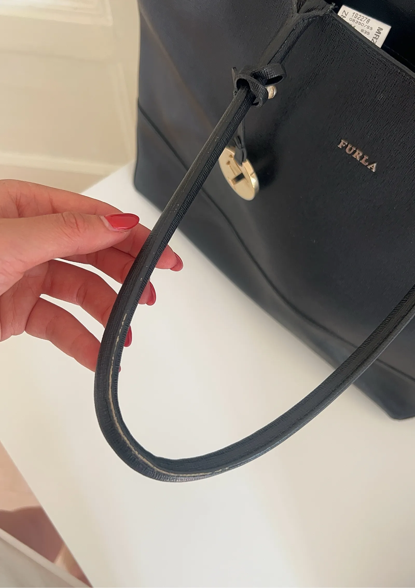 Furla-skinnaxelremsväska - Image 5