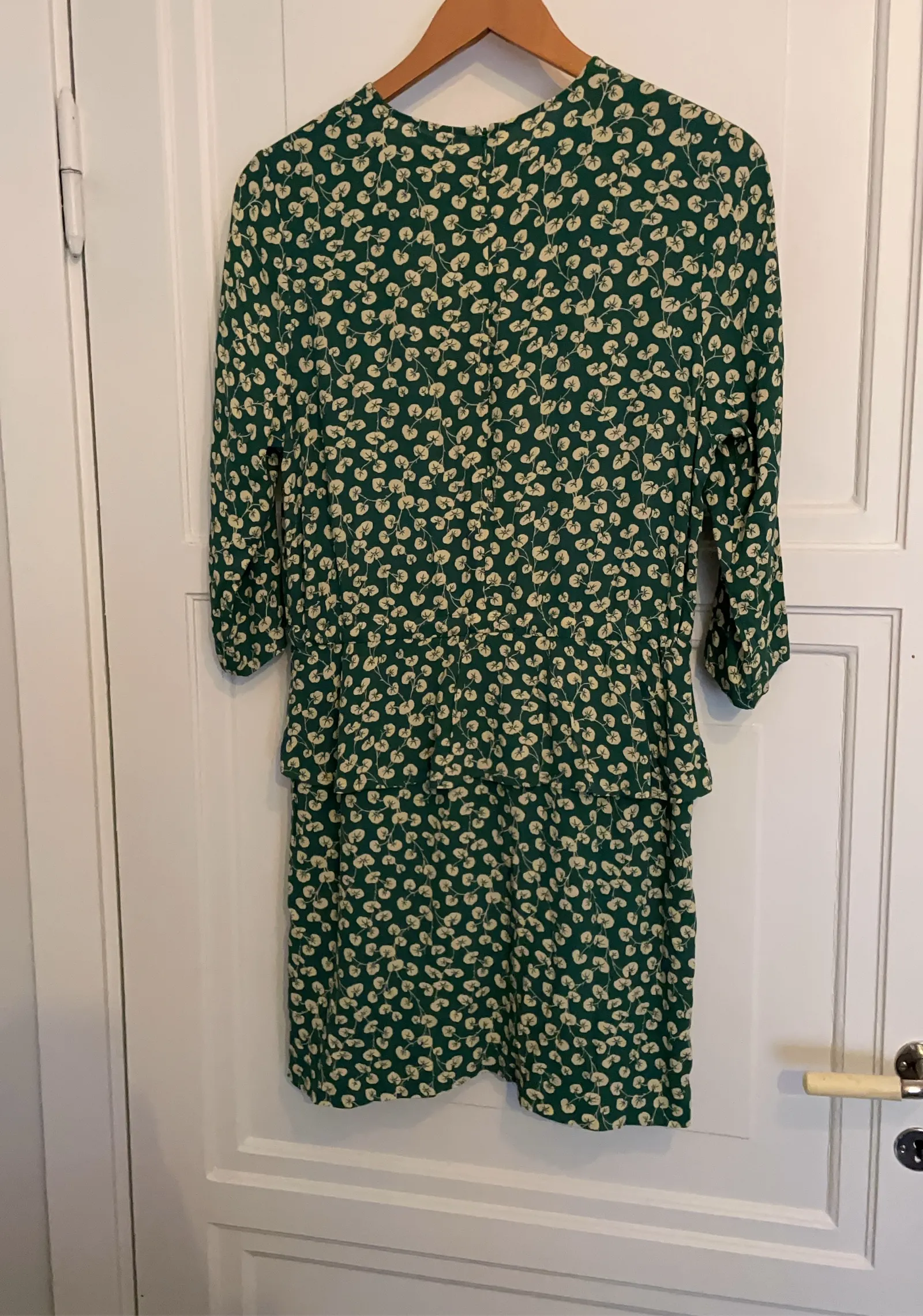 Ganni Dalton Crepe I Verdant Green-klänning NWT - Image 4